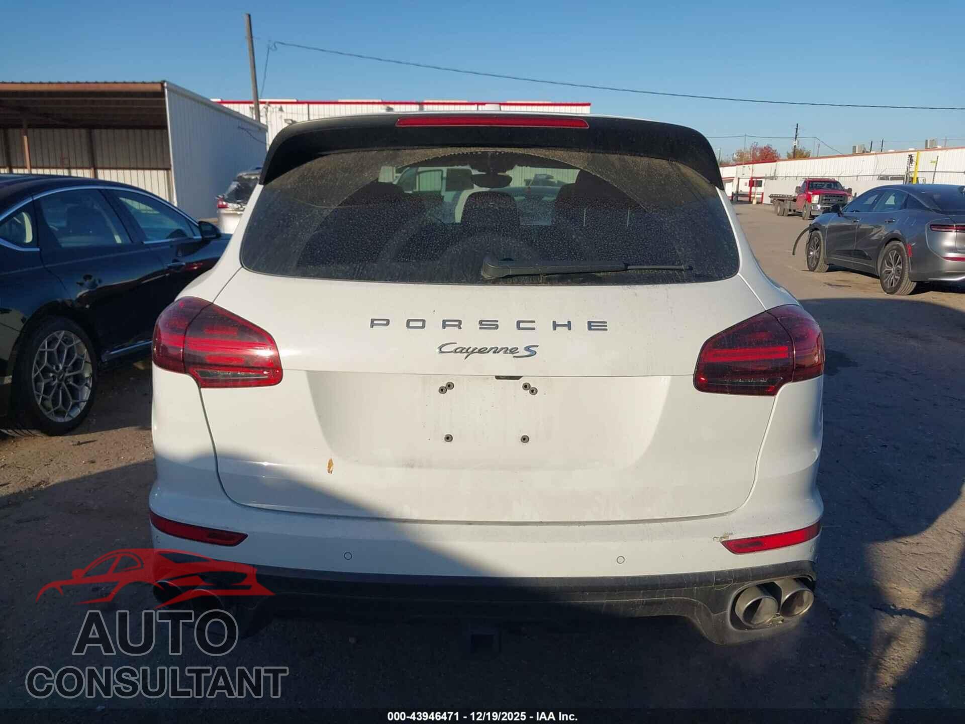PORSCHE CAYENNE 2015 - WP1AB2A26FLA57139