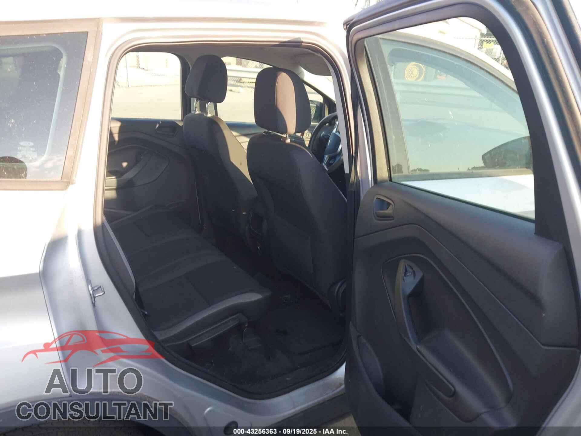 FORD ESCAPE 2013 - 1FMCU0F71DUB90469