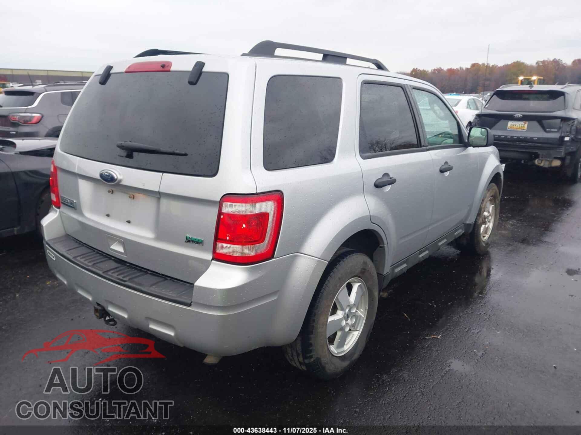 FORD ESCAPE 2010 - 1FMCU0DG1AKD17859