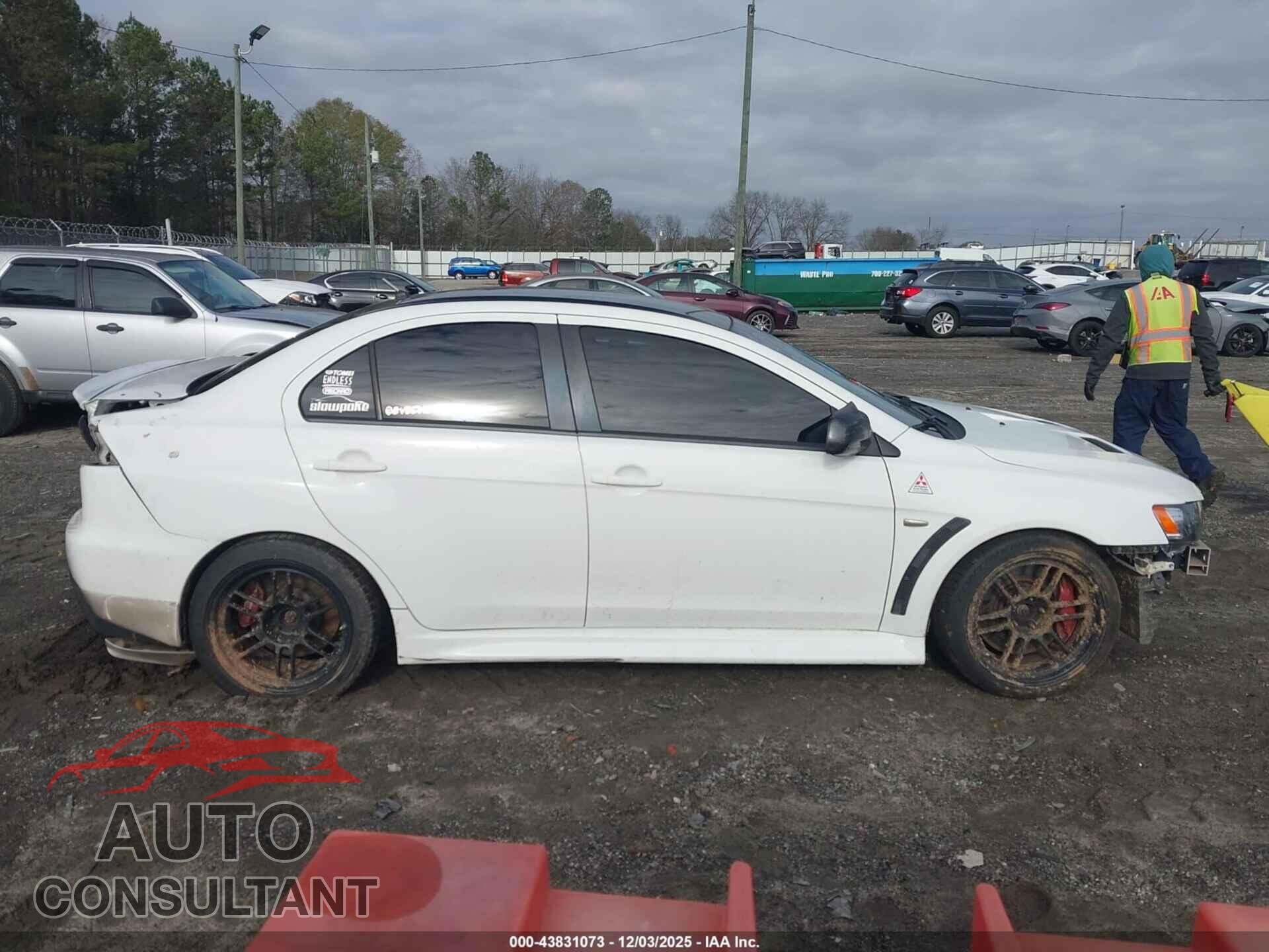 MITSUBISHI LANCER EVOLUTION 2011 - JA32W8FV7BU029000