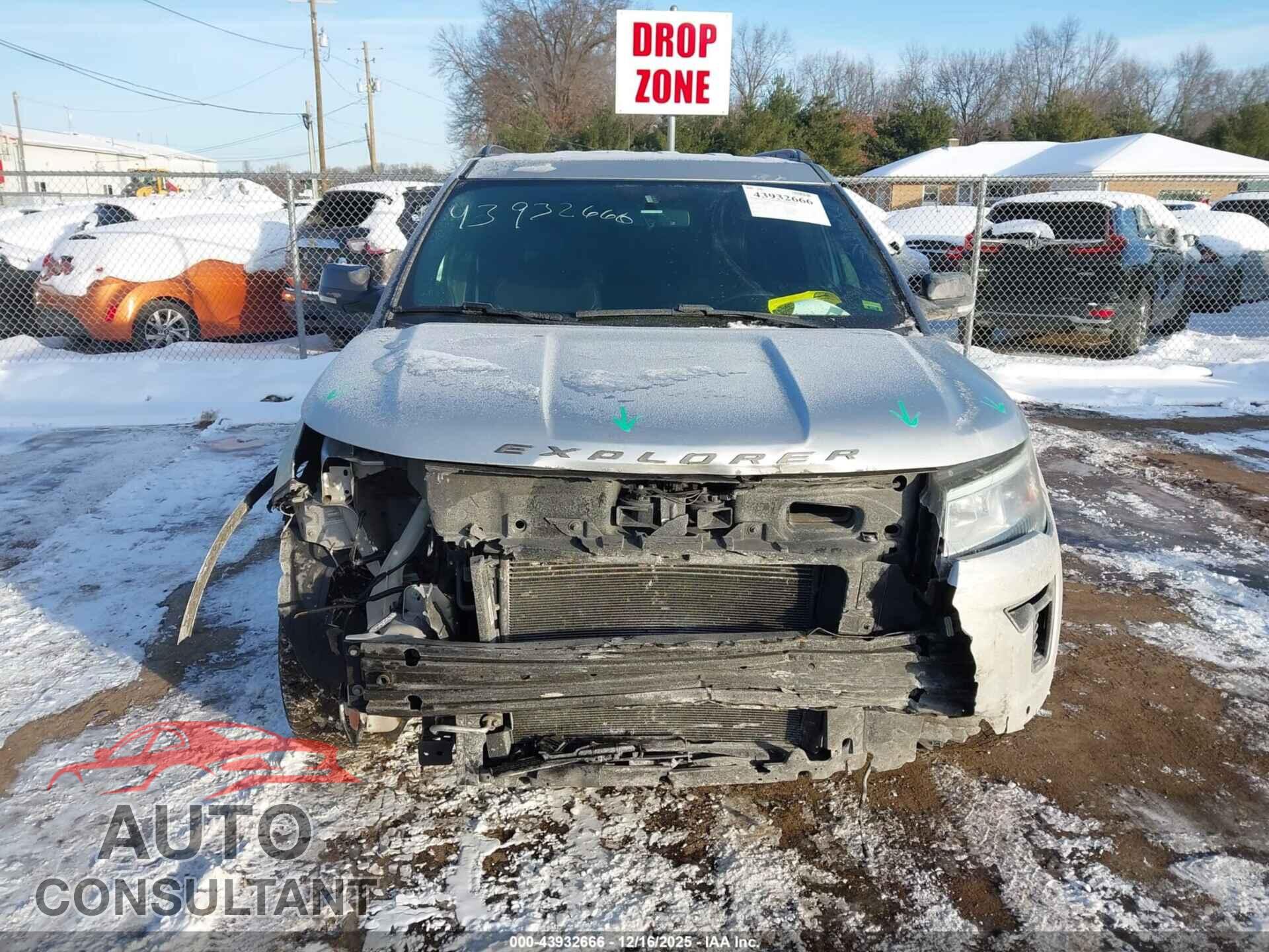 FORD EXPLORER 2018 - 1FM5K7D82JGB44534