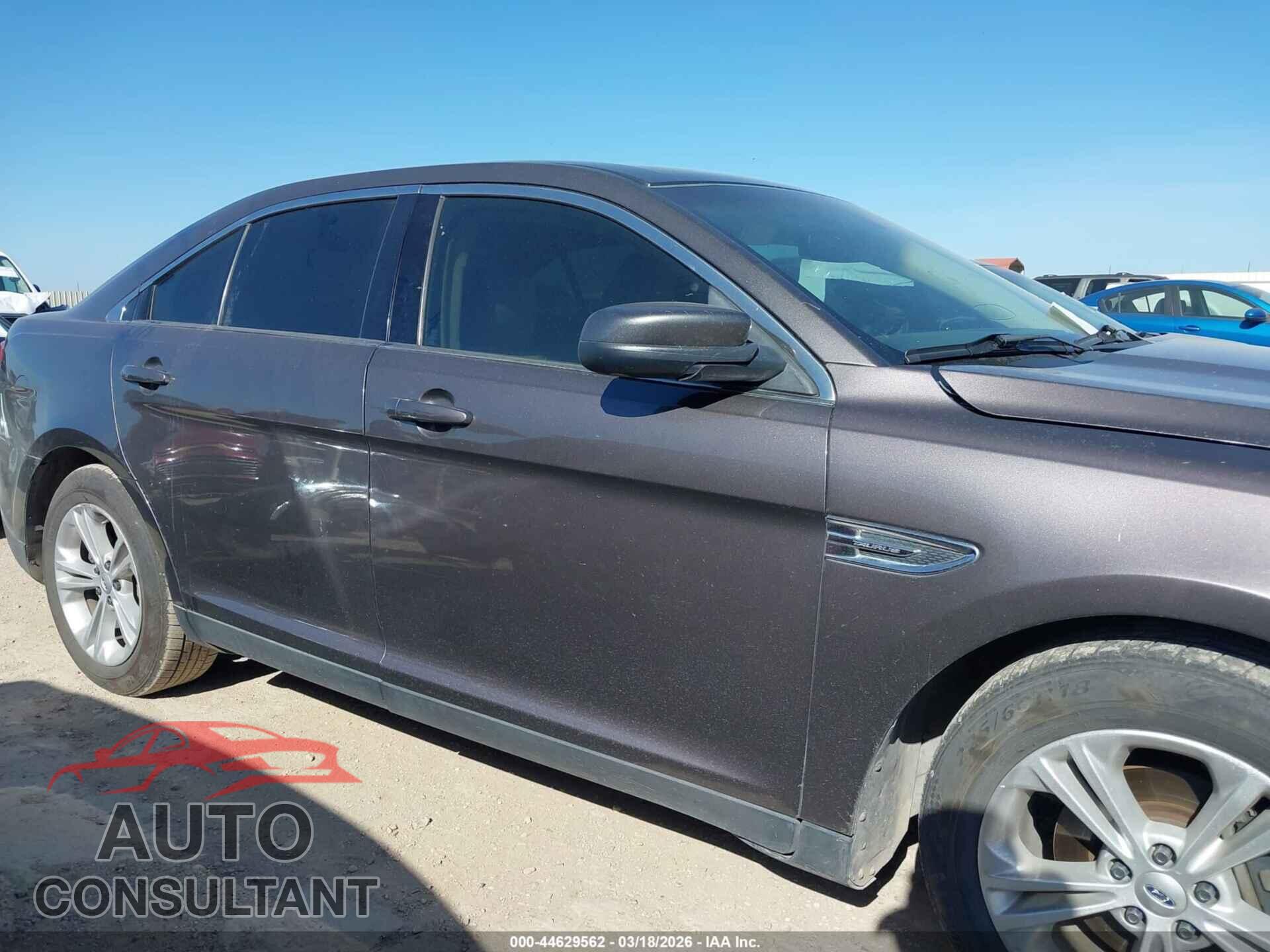 FORD TAURUS 2015 - 1FAHP2E87FG148810