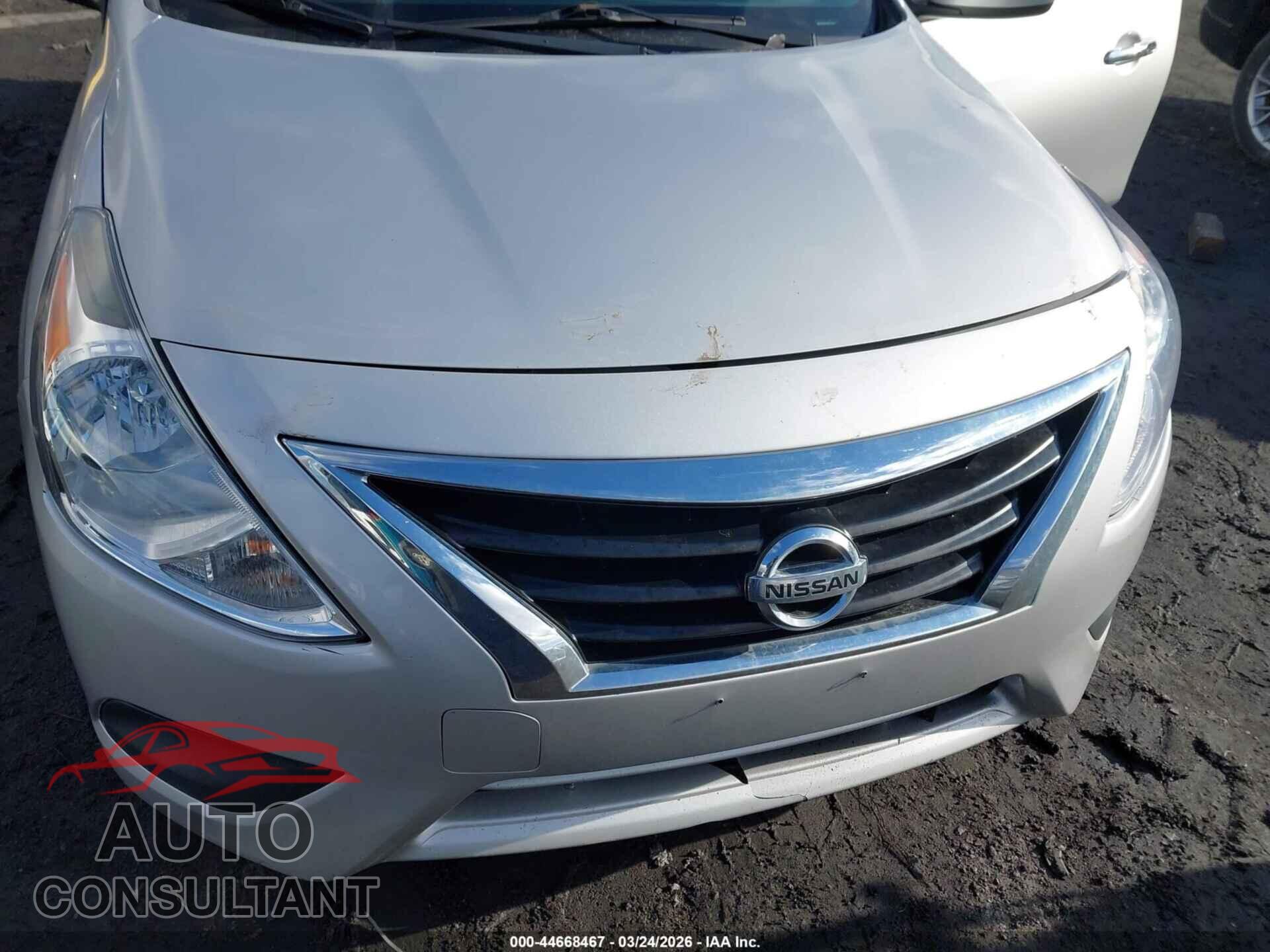 NISSAN VERSA 2019 - 3N1CN7AP3KL839376
