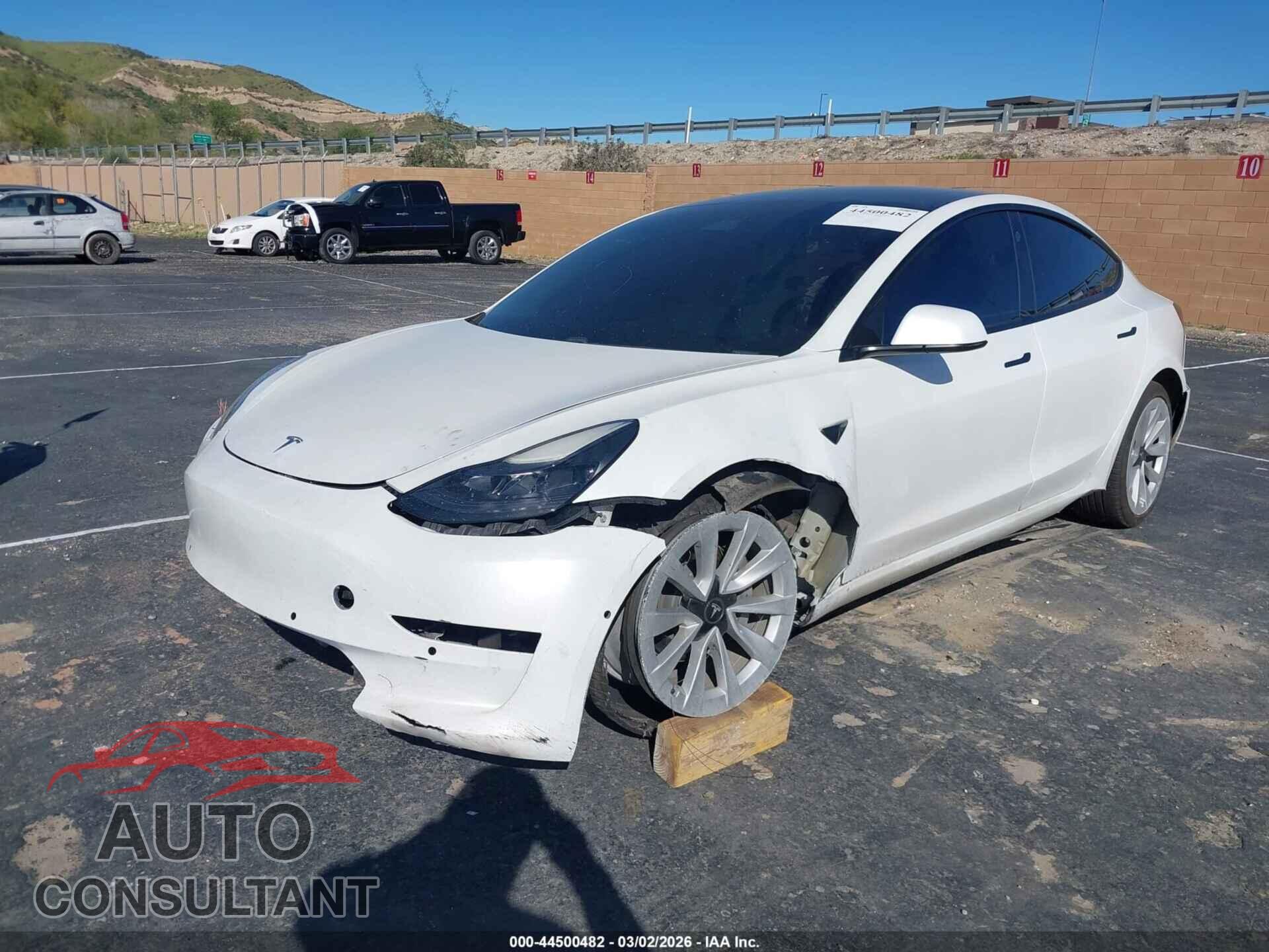 TESLA MODEL 3 2021 - 5YJ3E1EB2MF075949
