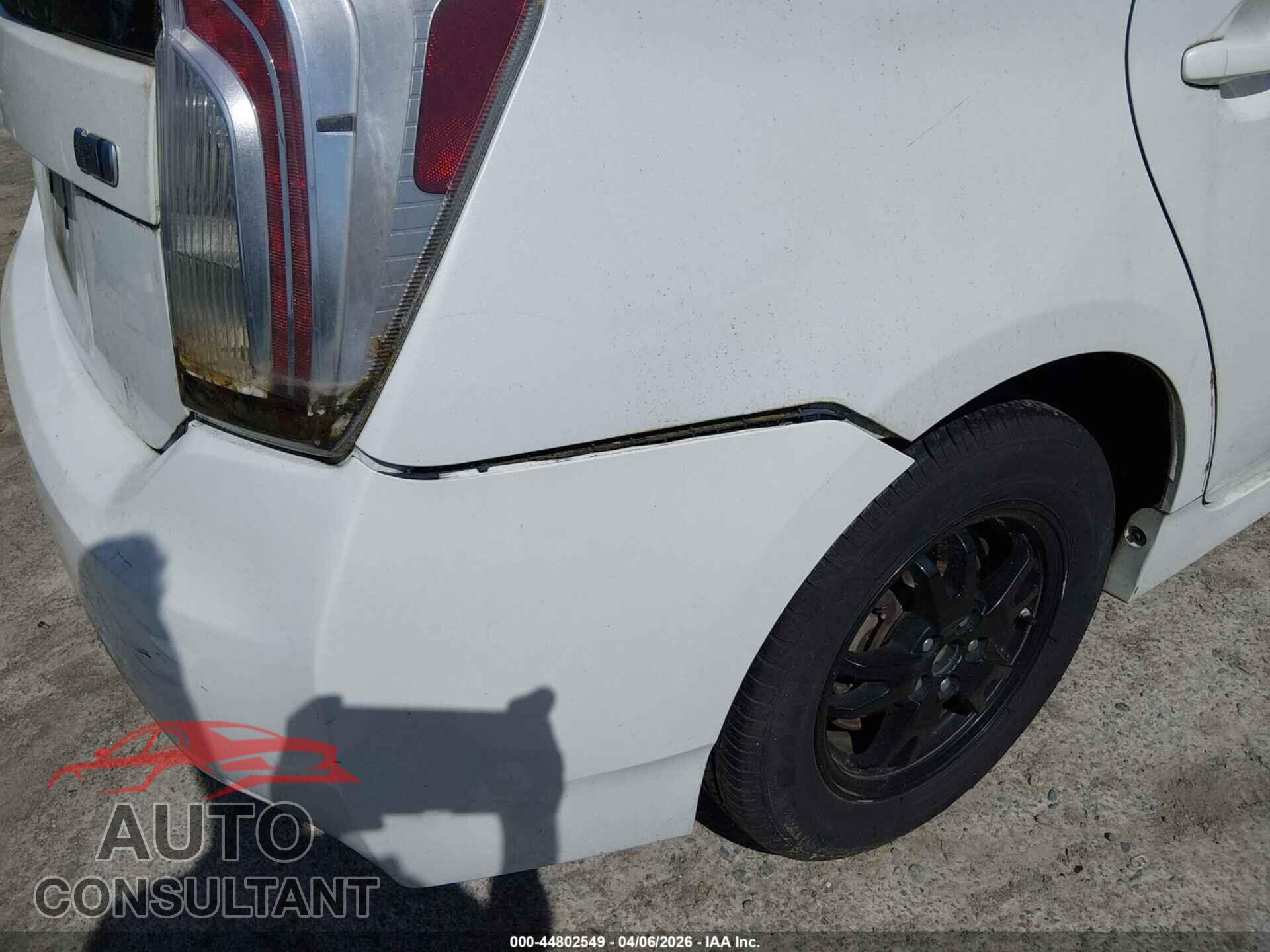 TOYOTA PRIUS 2014 - JTDKN3DU4E1761818