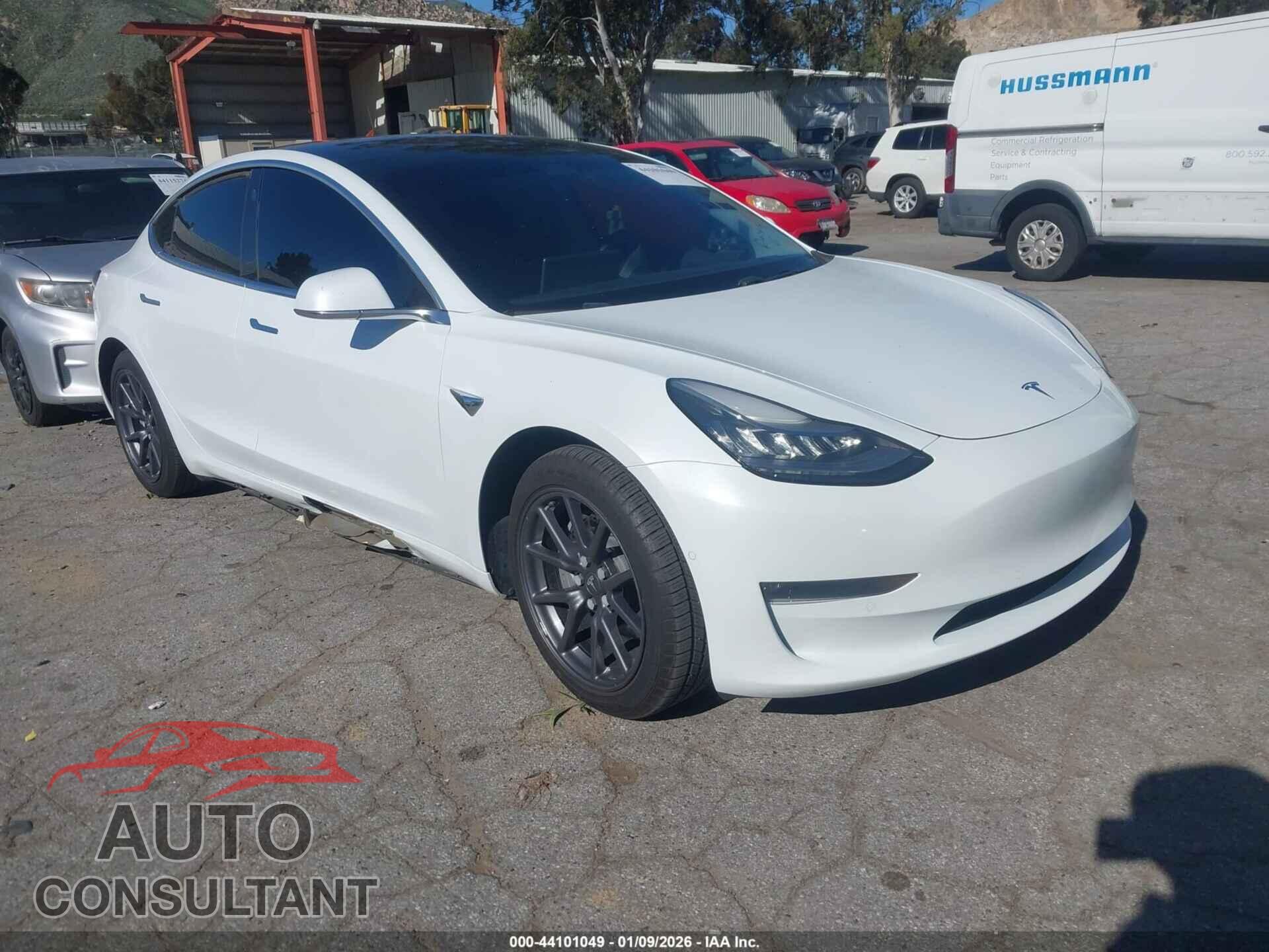 TESLA MODEL 3 2018 - 5YJ3E1EA4JF057620