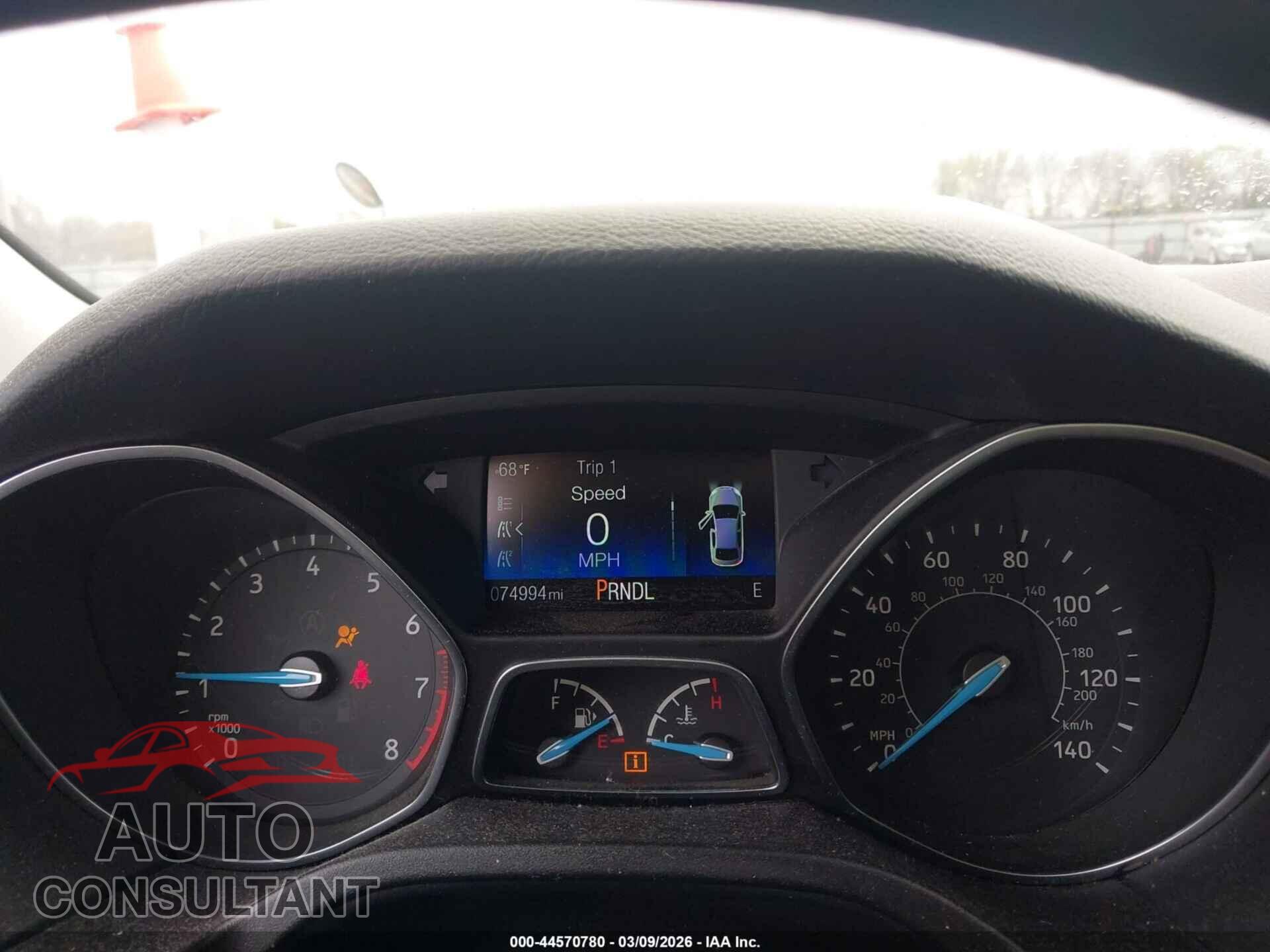 FORD FOCUS 2017 - 1FADP3F29HL235469