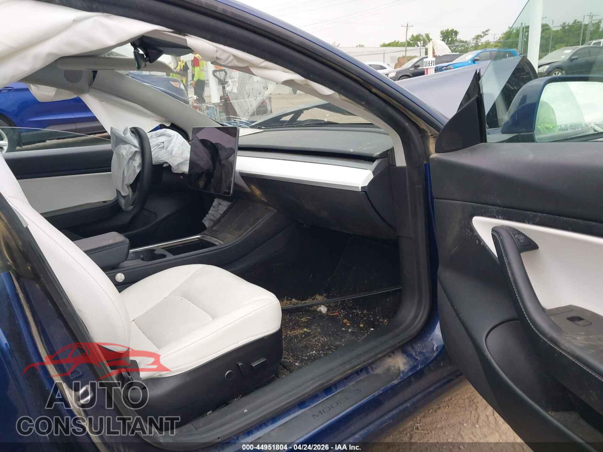 TESLA MODEL 3 2021 - 5YJ3E1EC1MF936305