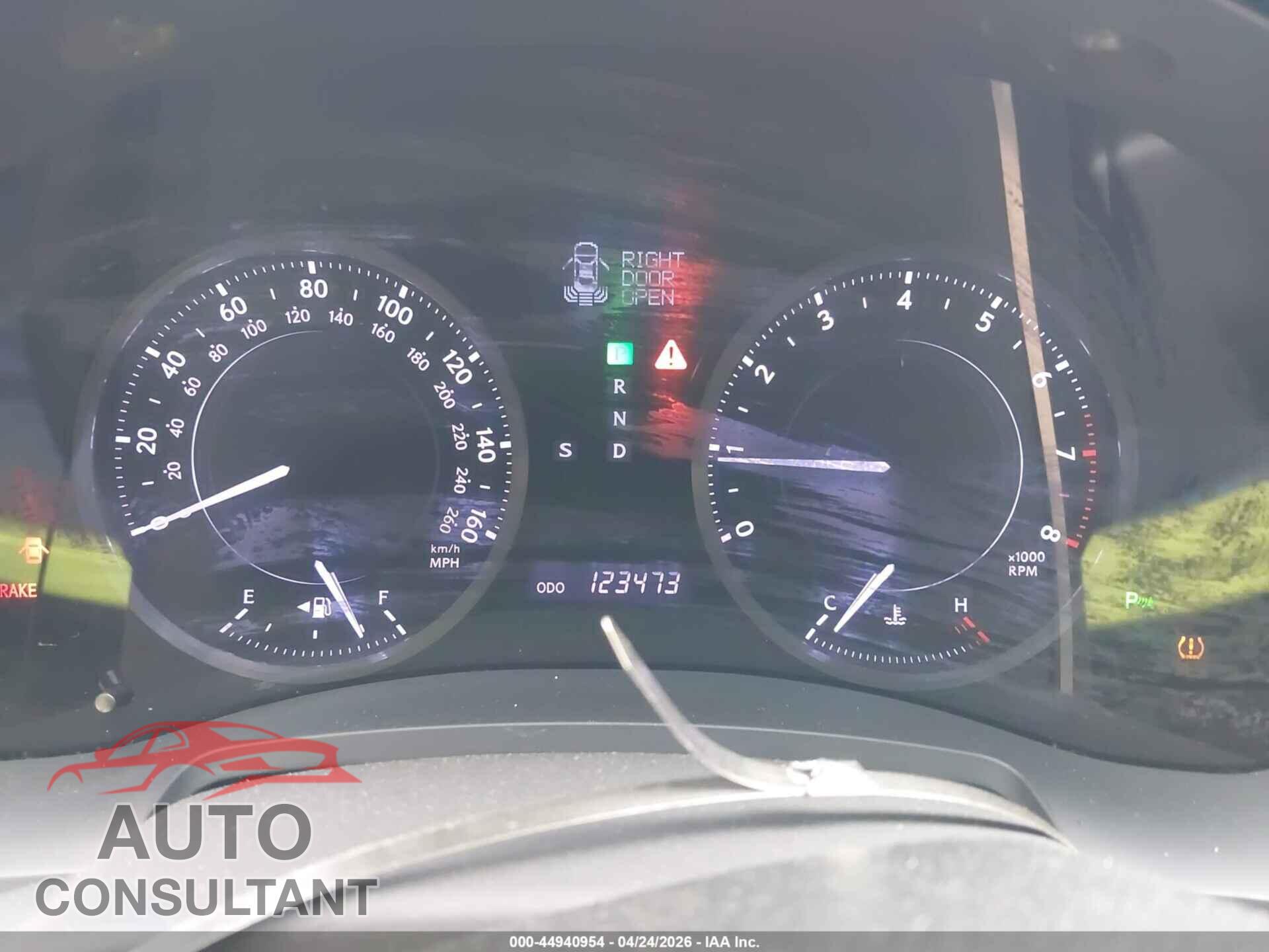 LEXUS IS 250C 2012 - JTHFF2C23C2526597