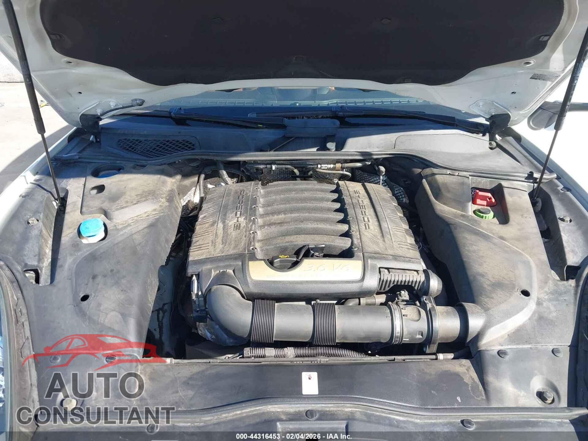 PORSCHE CAYENNE 2017 - WP1AA2A29HKA89482