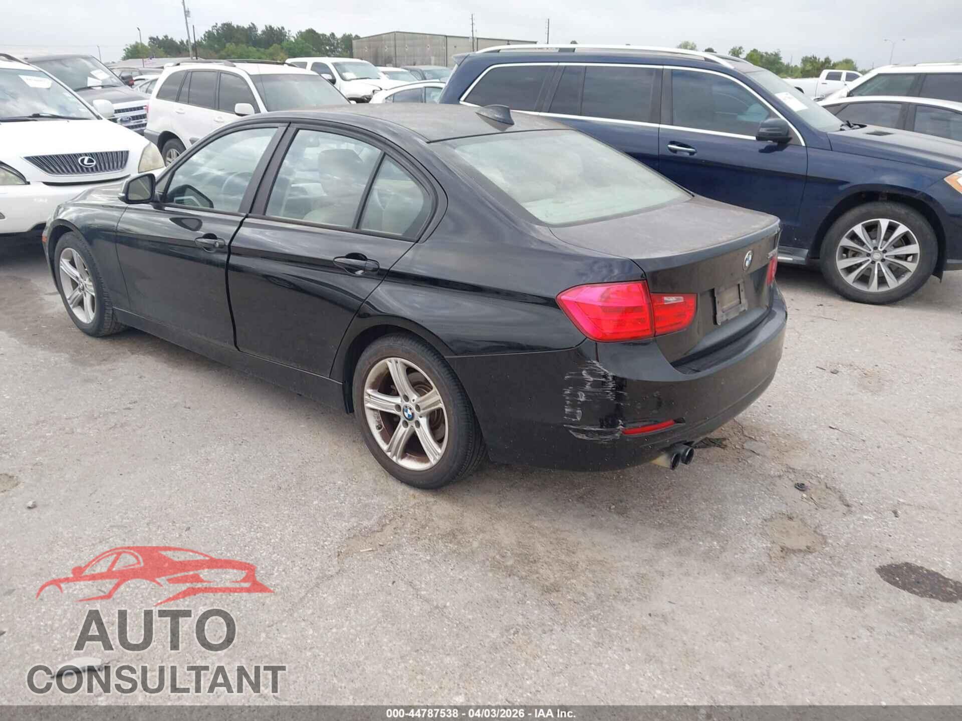 BMW 328I 2012 - WBA3C1C52CF431908