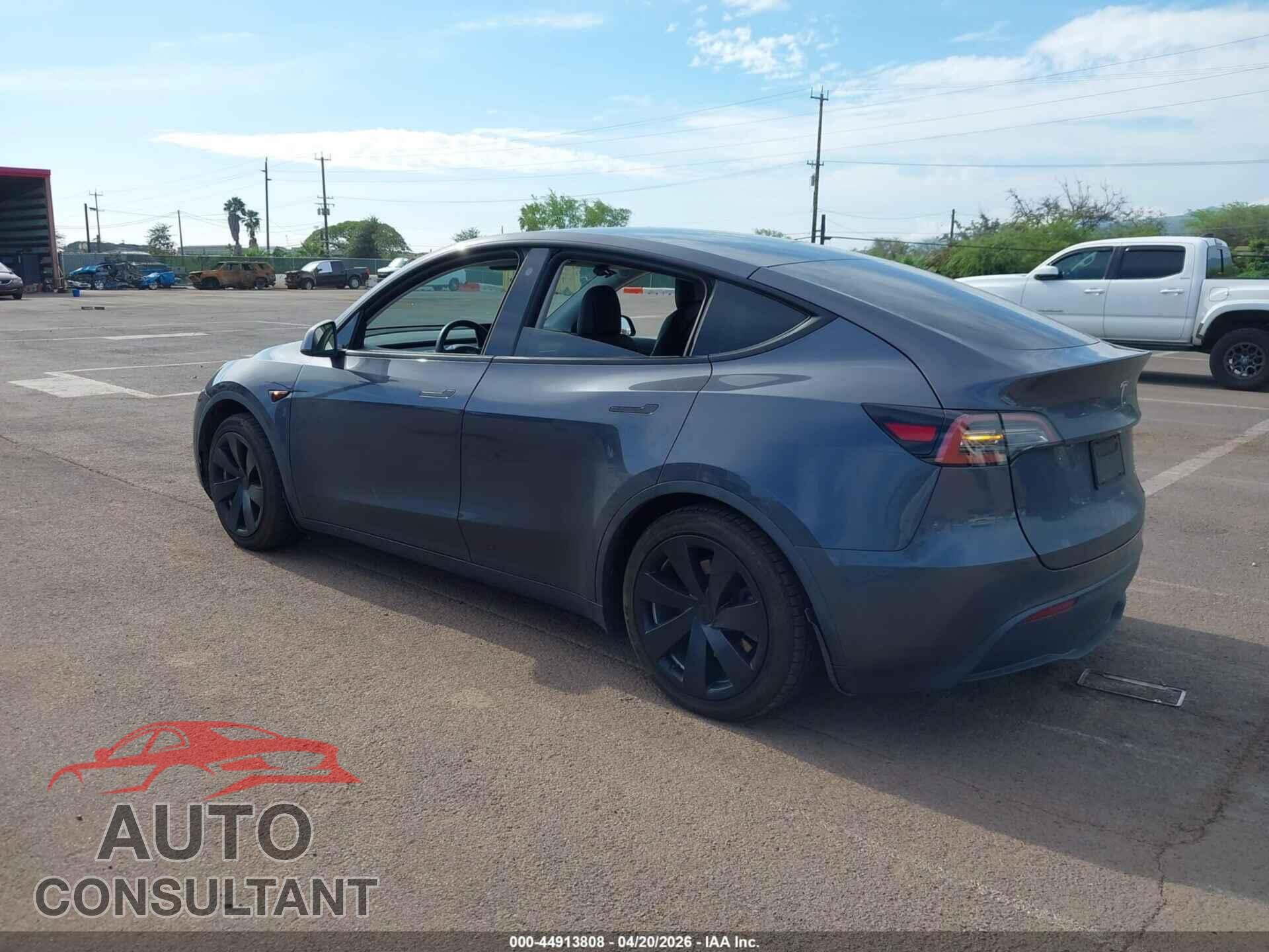 TESLA MODEL Y 2022 - 7SAYGAEEXNF366830
