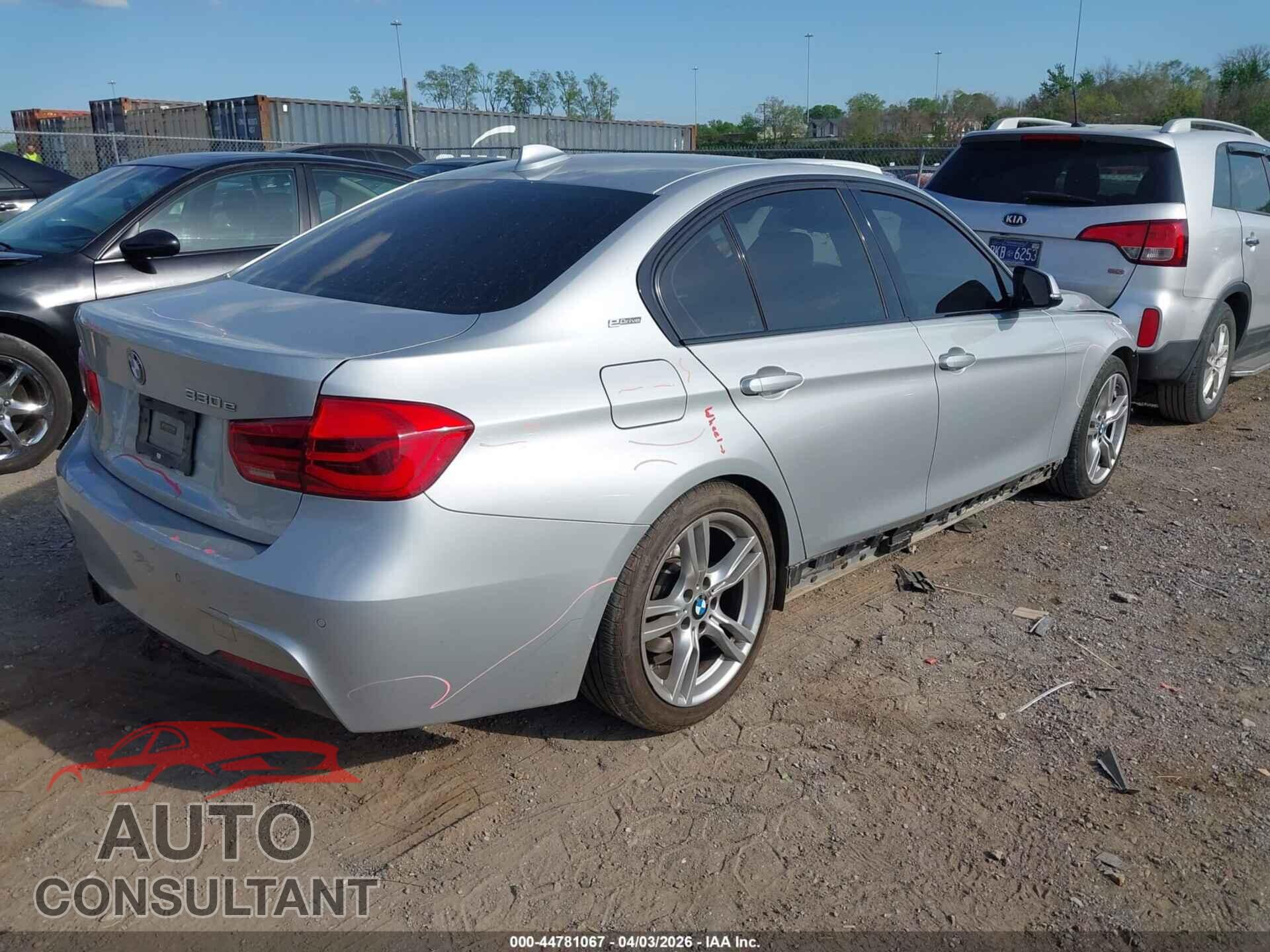 BMW 330E 2018 - WBA8E1C59JA762964