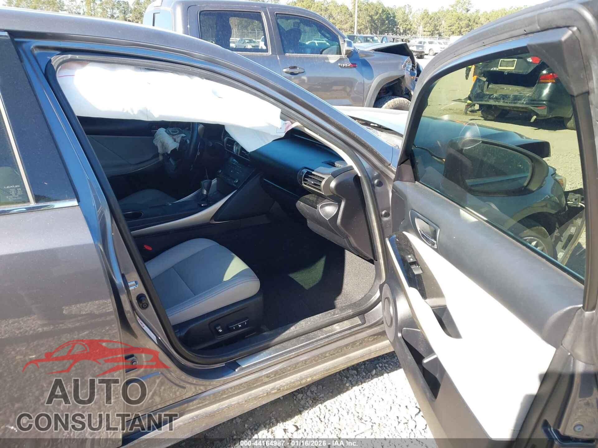 LEXUS IS 250 2015 - JTHBF1D22F5059120