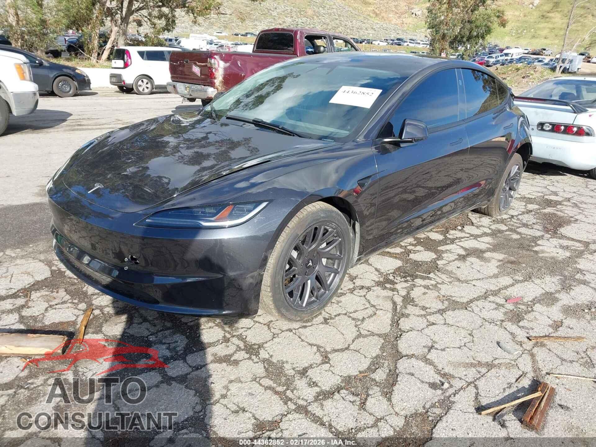 TESLA MODEL 3 2025 - 5YJ3E1EA9SF970164