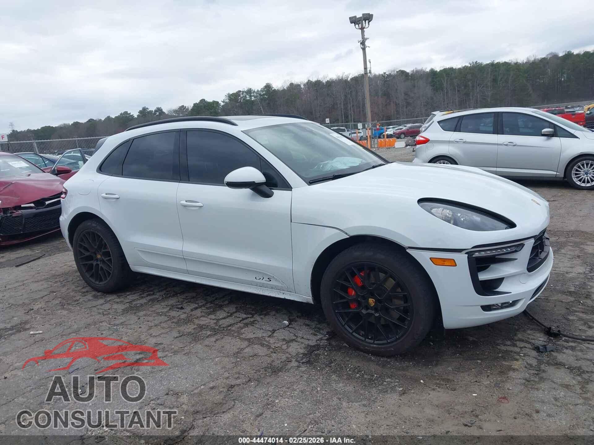 PORSCHE MACAN 2018 - WP1AG2A51JLB63227