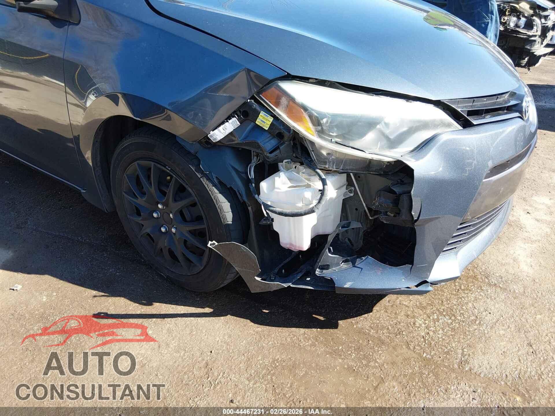 TOYOTA COROLLA 2015 - 5YFBURHE2FP294355