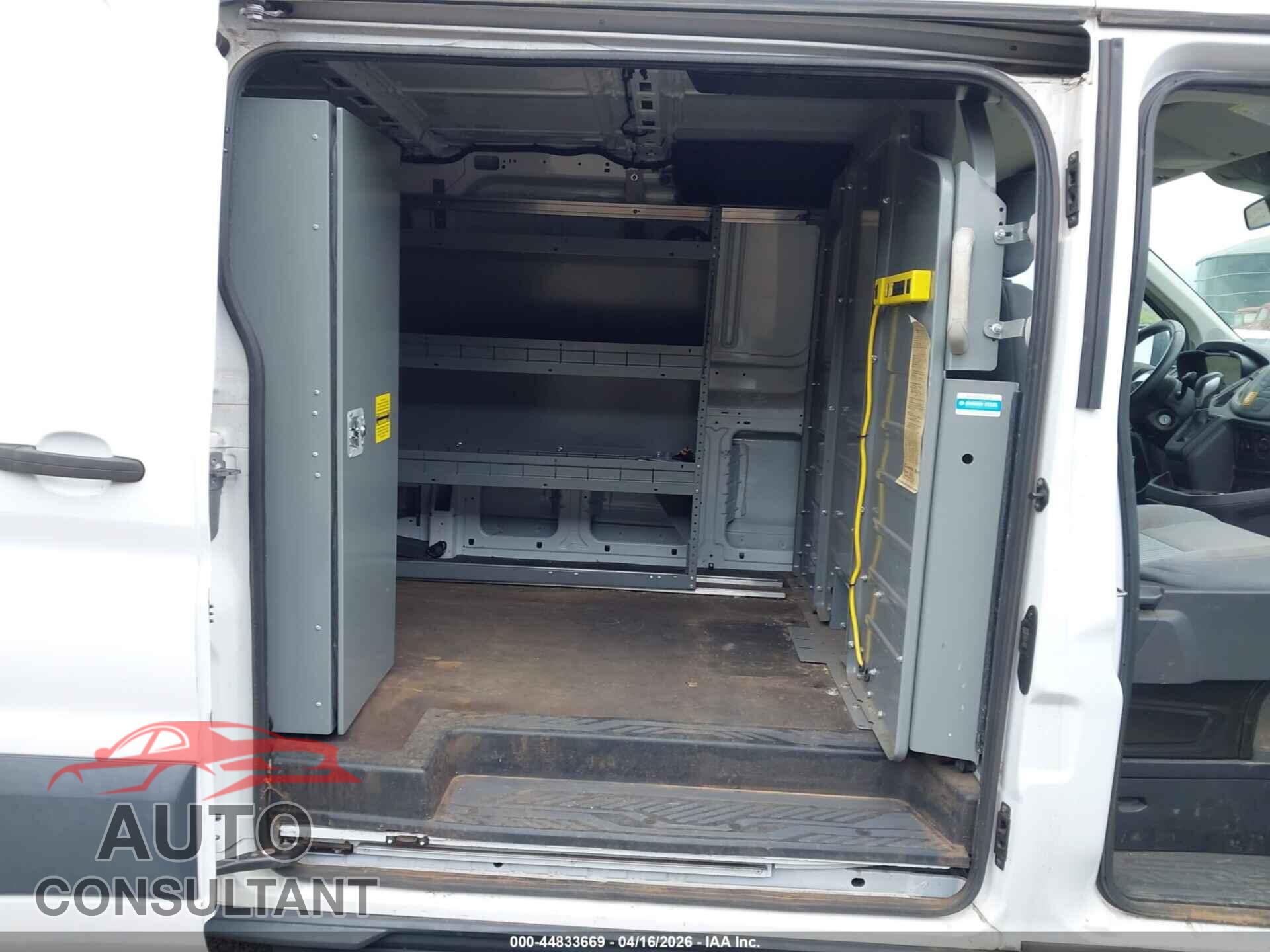 FORD TRANSIT-250 2018 - 1FTYR2YM2JKB11828