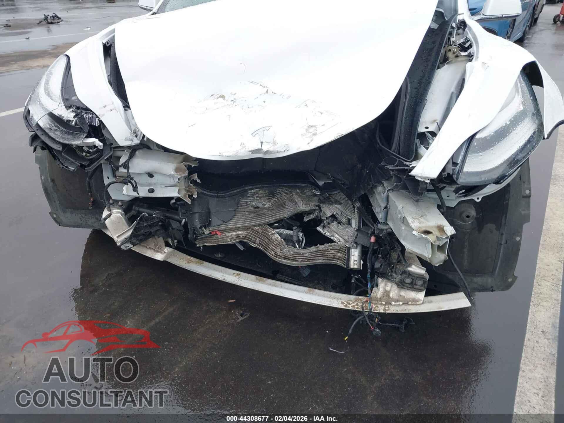 TESLA MODEL 3 2018 - 5YJ3E1EA7JF155394