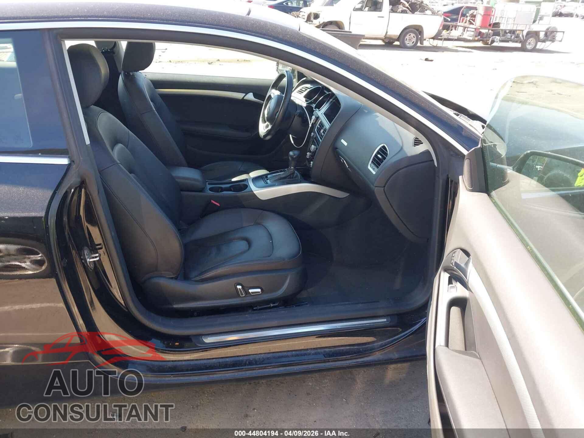 AUDI A5 2014 - WAUCFAFR5EA015180