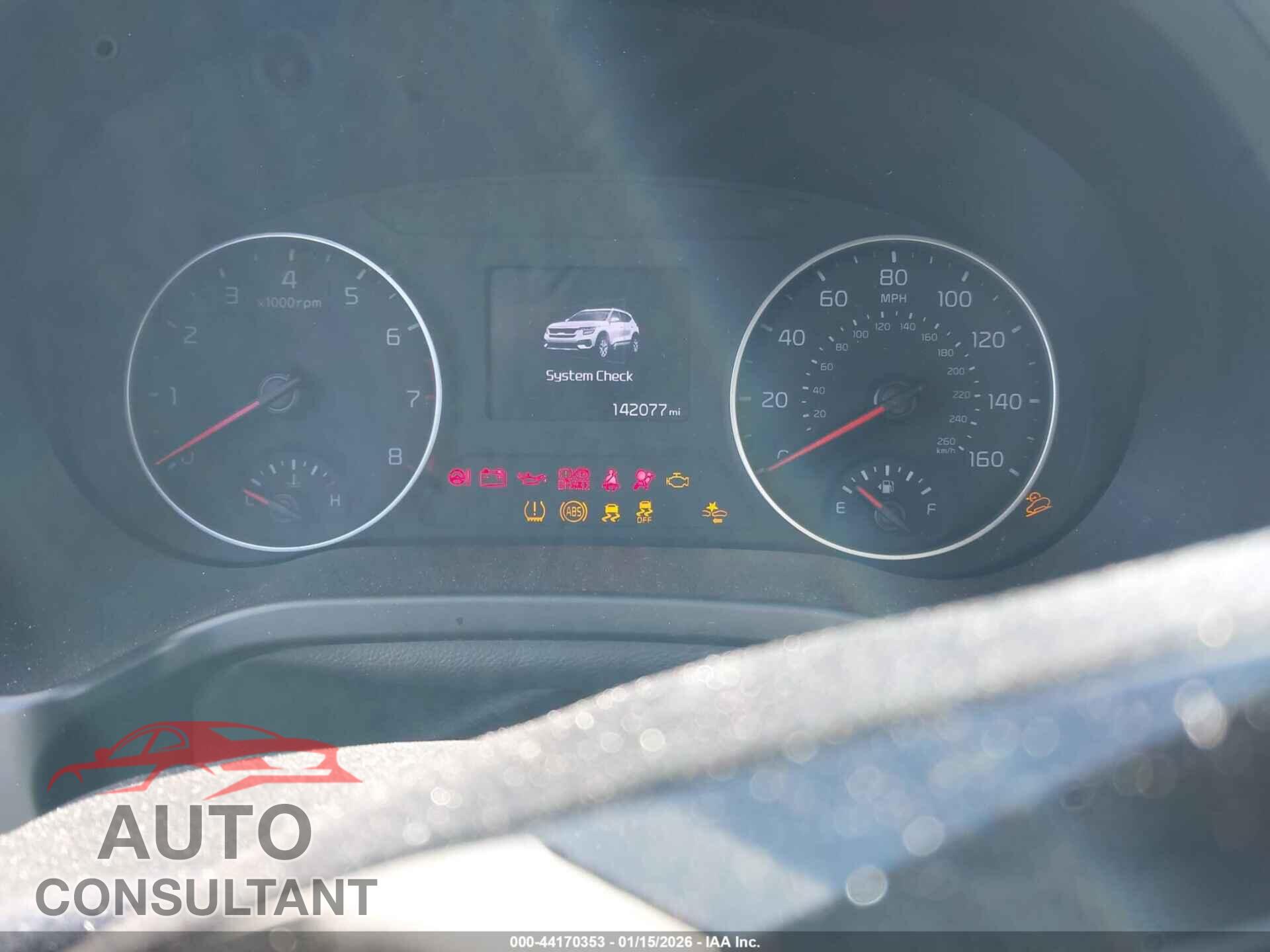 KIA SELTOS 2021 - KNDEU2AA2M7043703