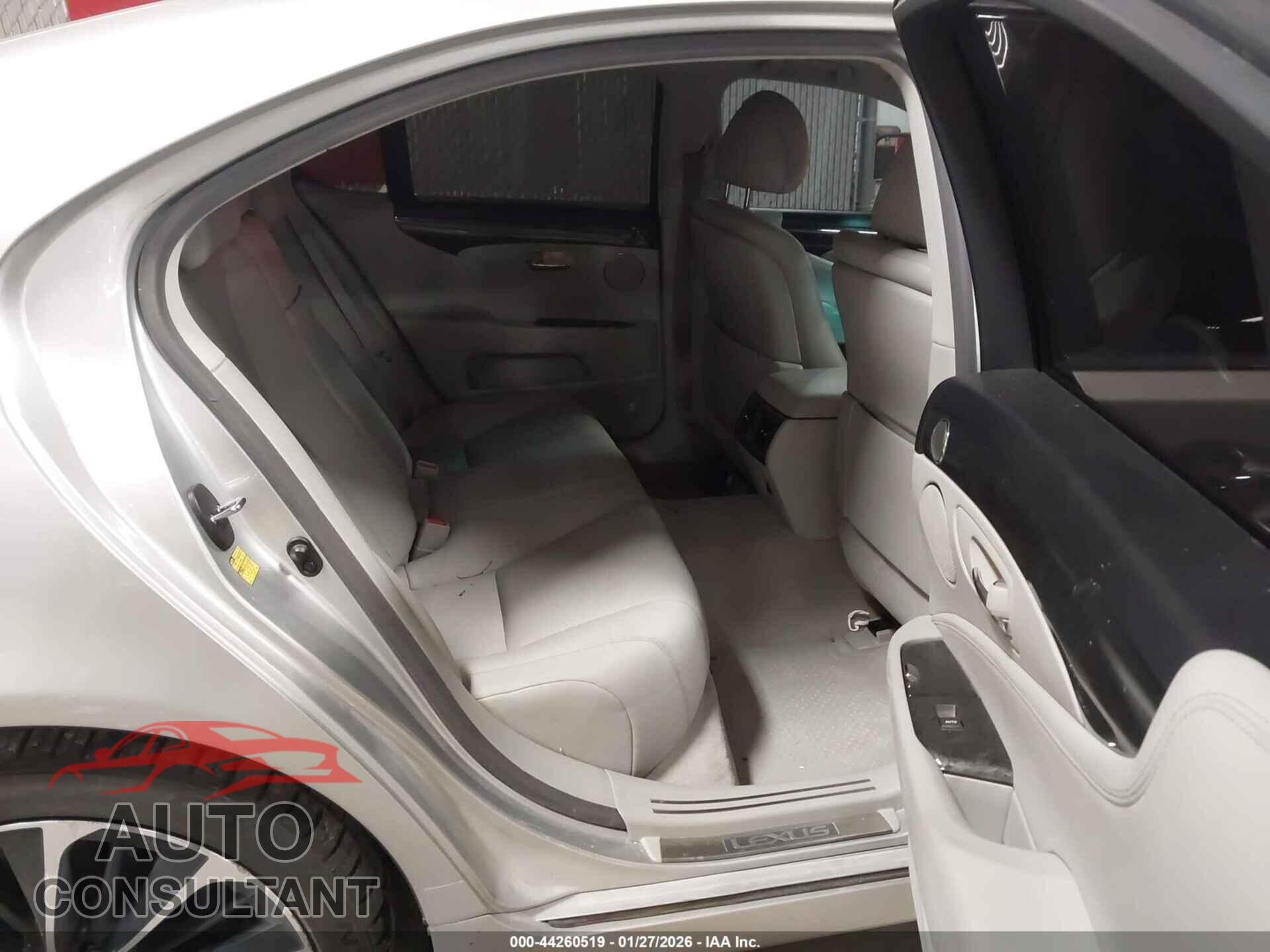 LEXUS LS 460 2009 - JTHCL46F495001433