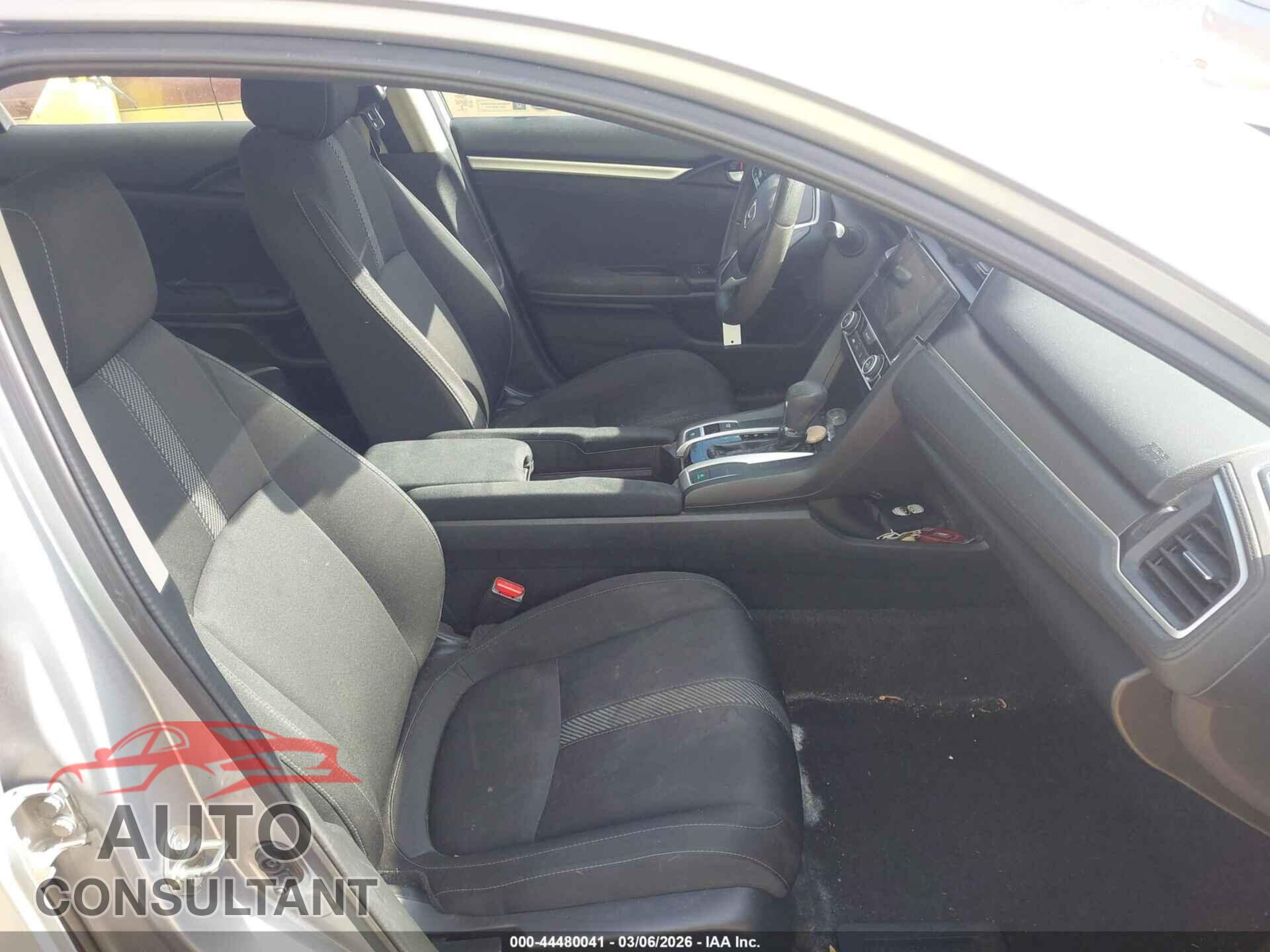 HONDA CIVIC 2017 - 19XFC2F77HE064864