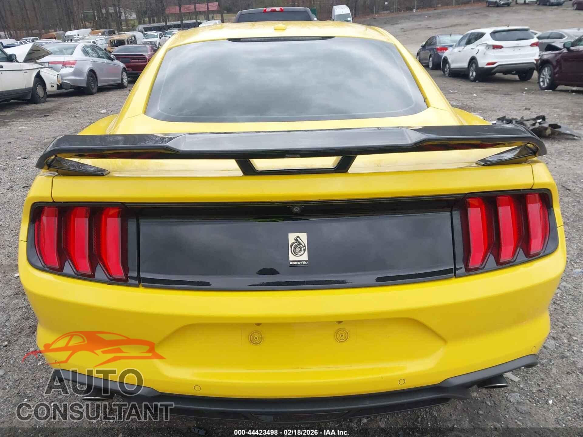 FORD MUSTANG 2018 - 1FA6P8TH2J5167413