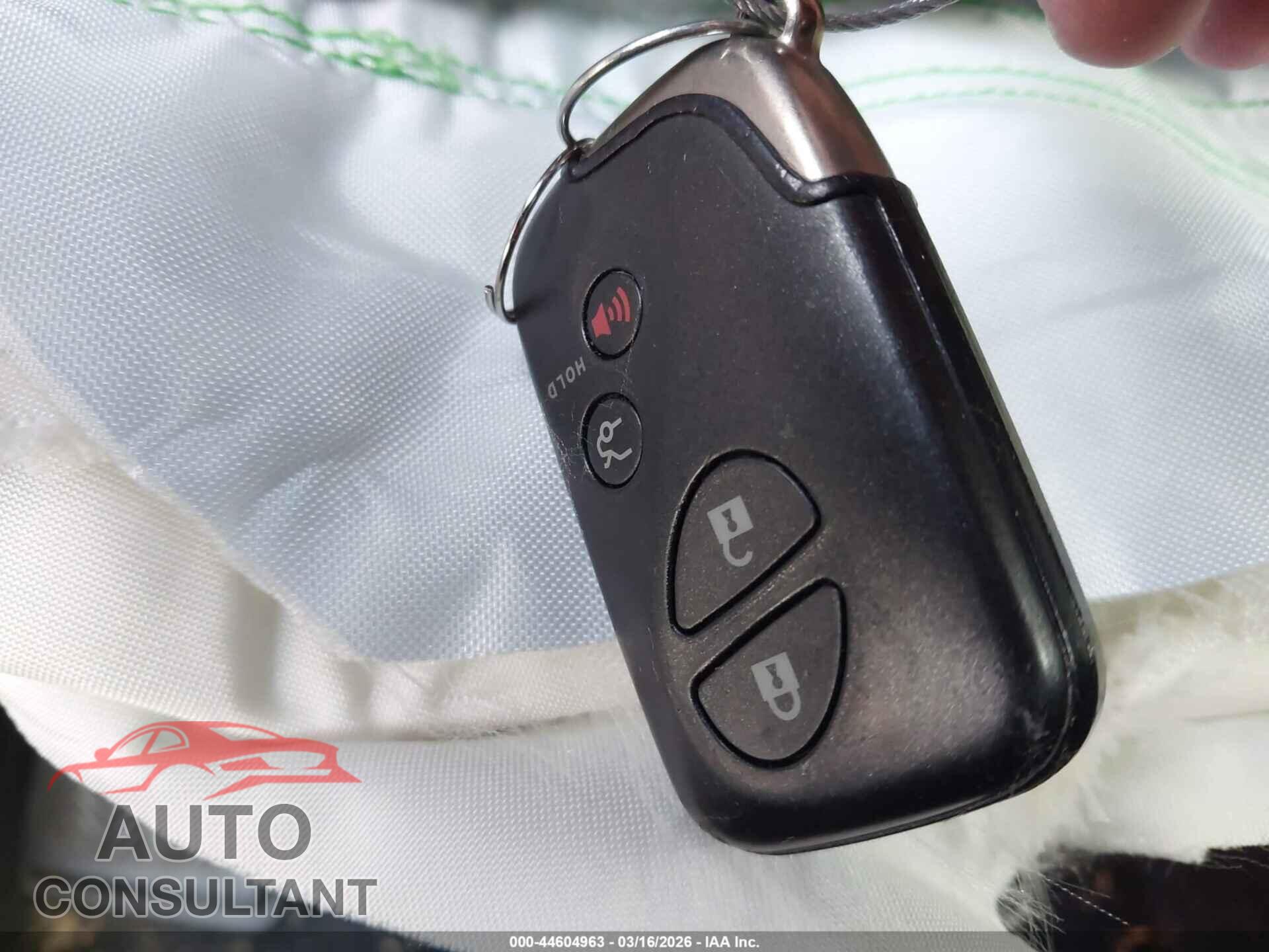 LEXUS IS 350C 2011 - JTHFE2C25B2506272