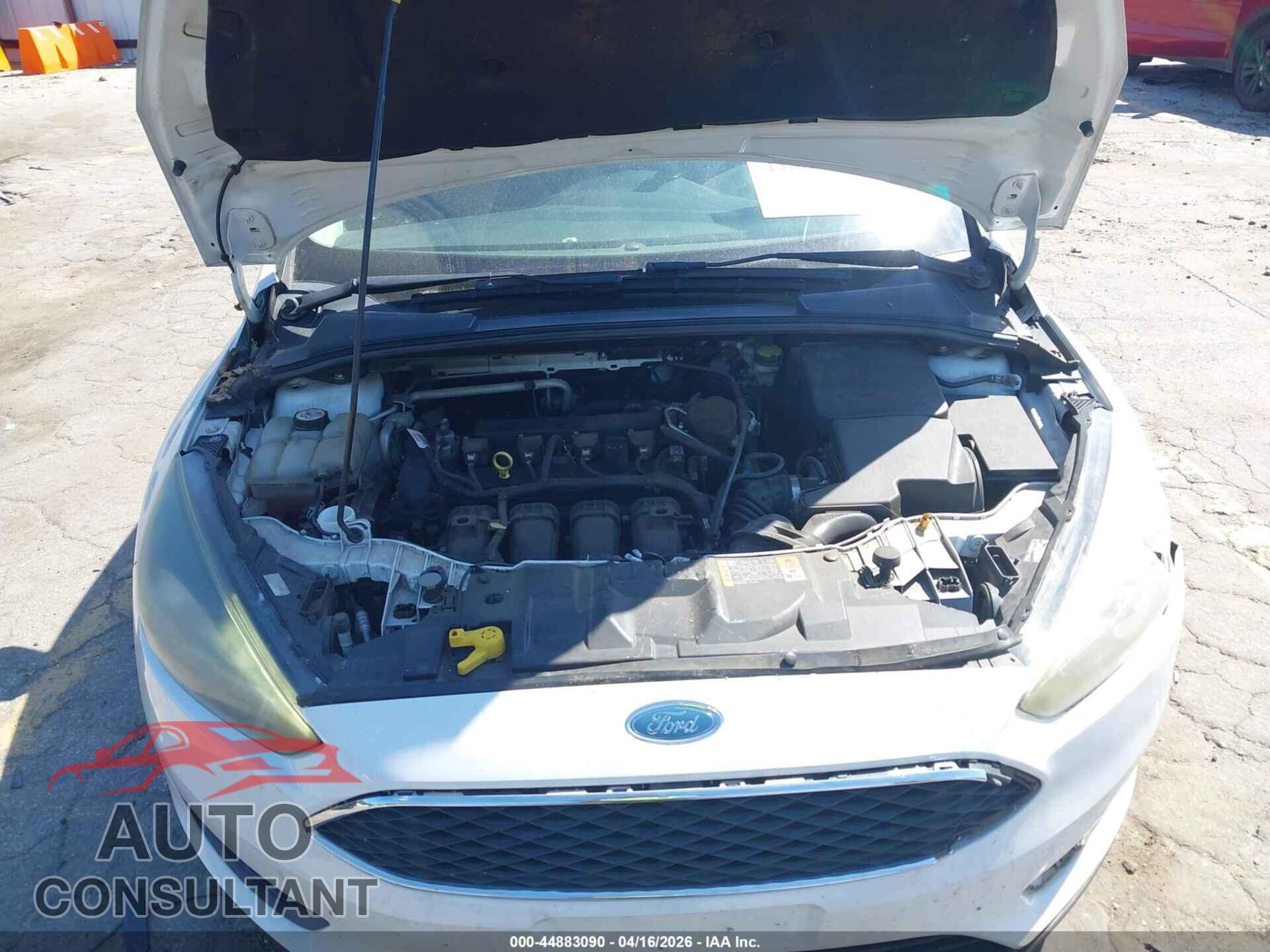 FORD FOCUS 2015 - 1FADP3F29FL333236