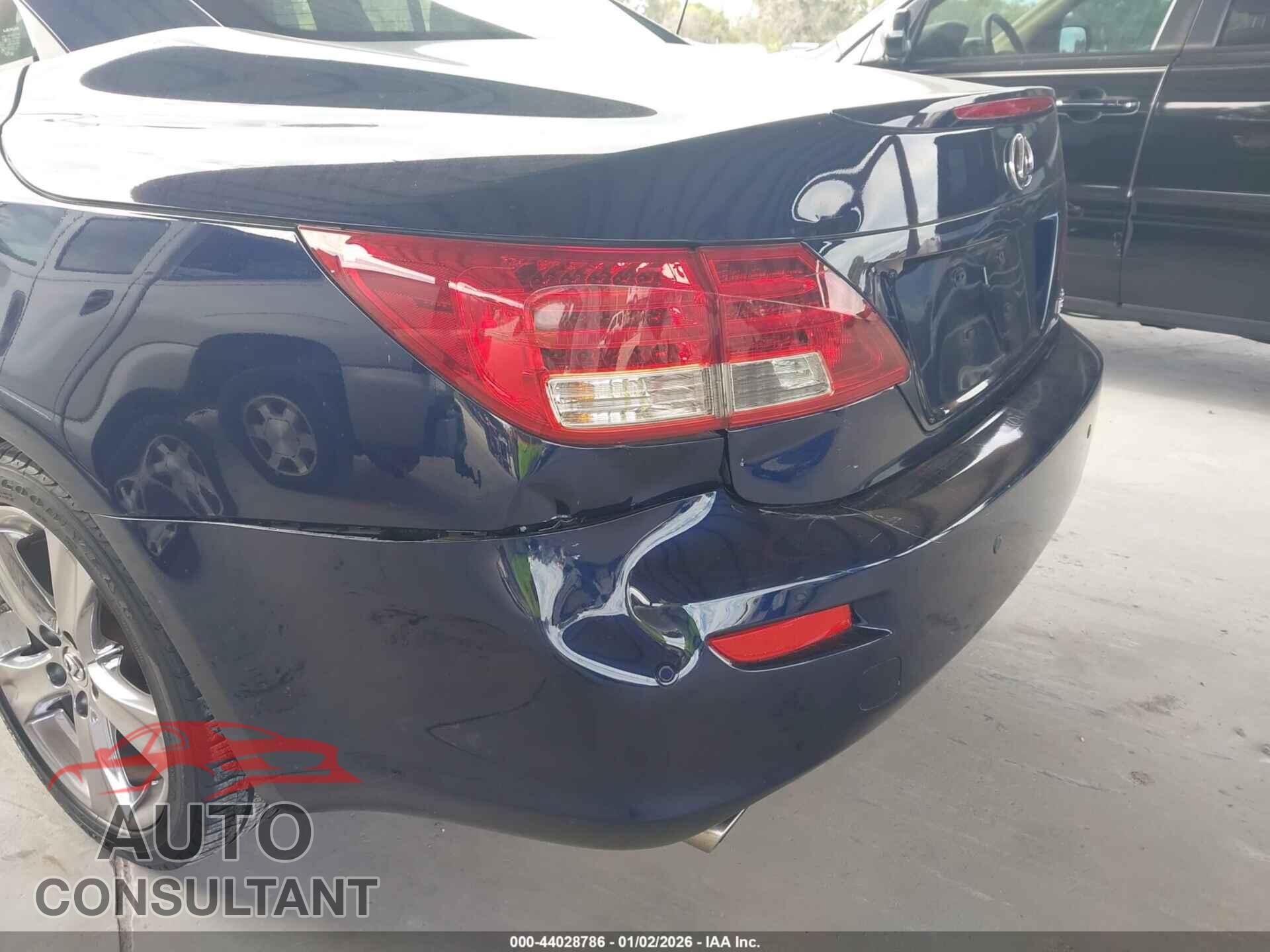 LEXUS IS 350C 2012 - JTHFE2C26C2508159