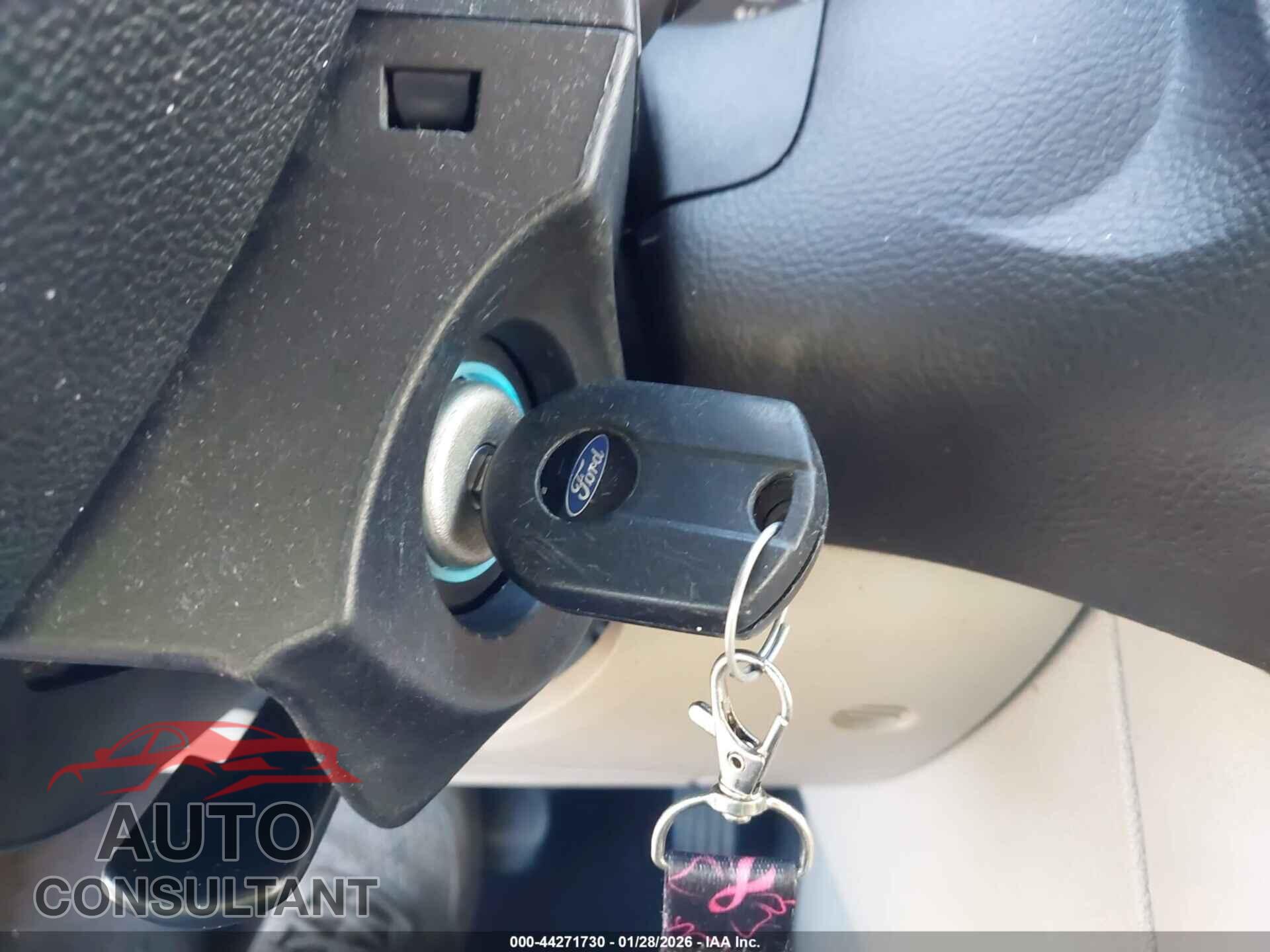 FORD FOCUS 2016 - 1FADP3F20GL351092