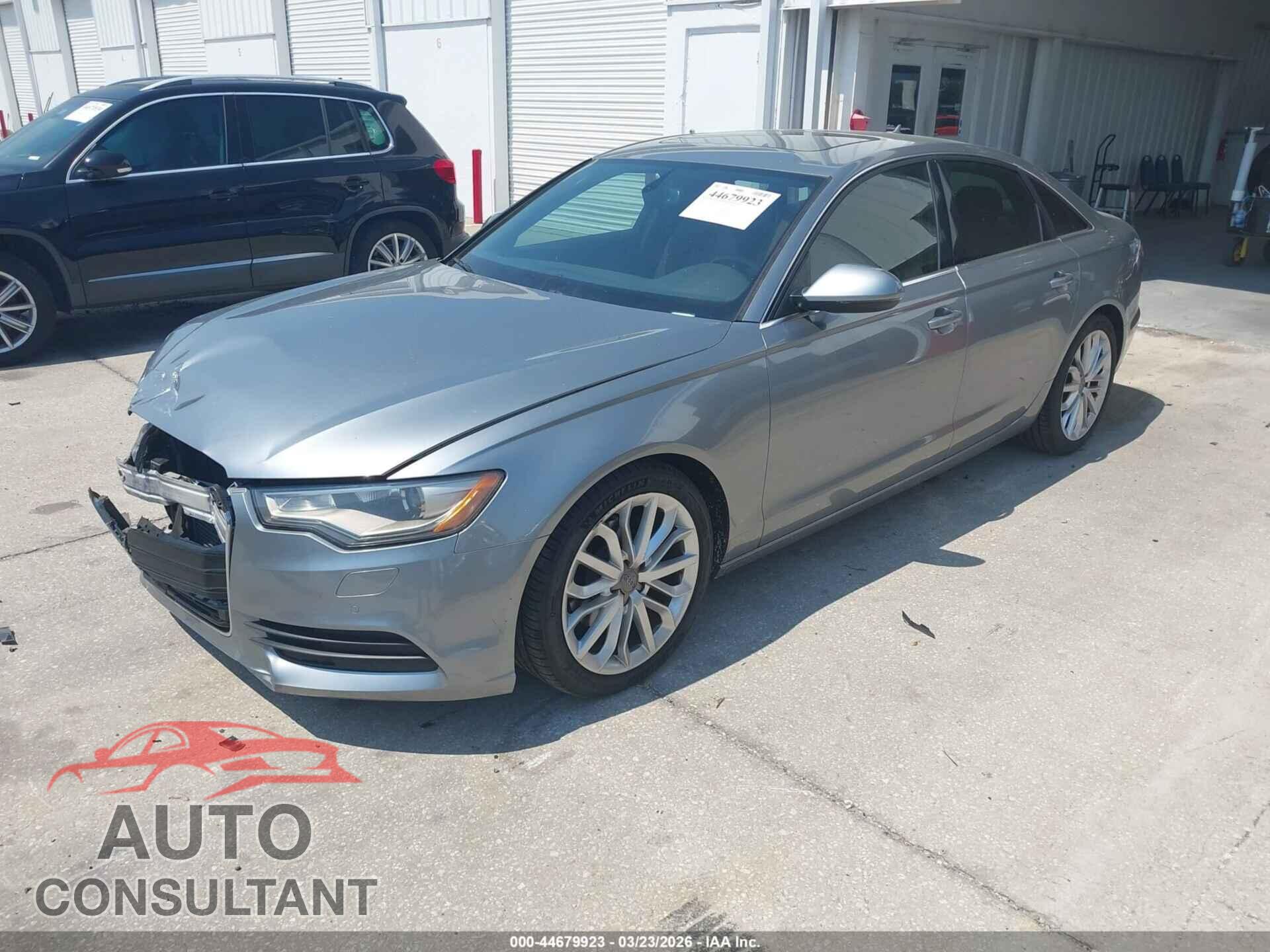 AUDI A6 2012 - WAUDFAFC5CN168924
