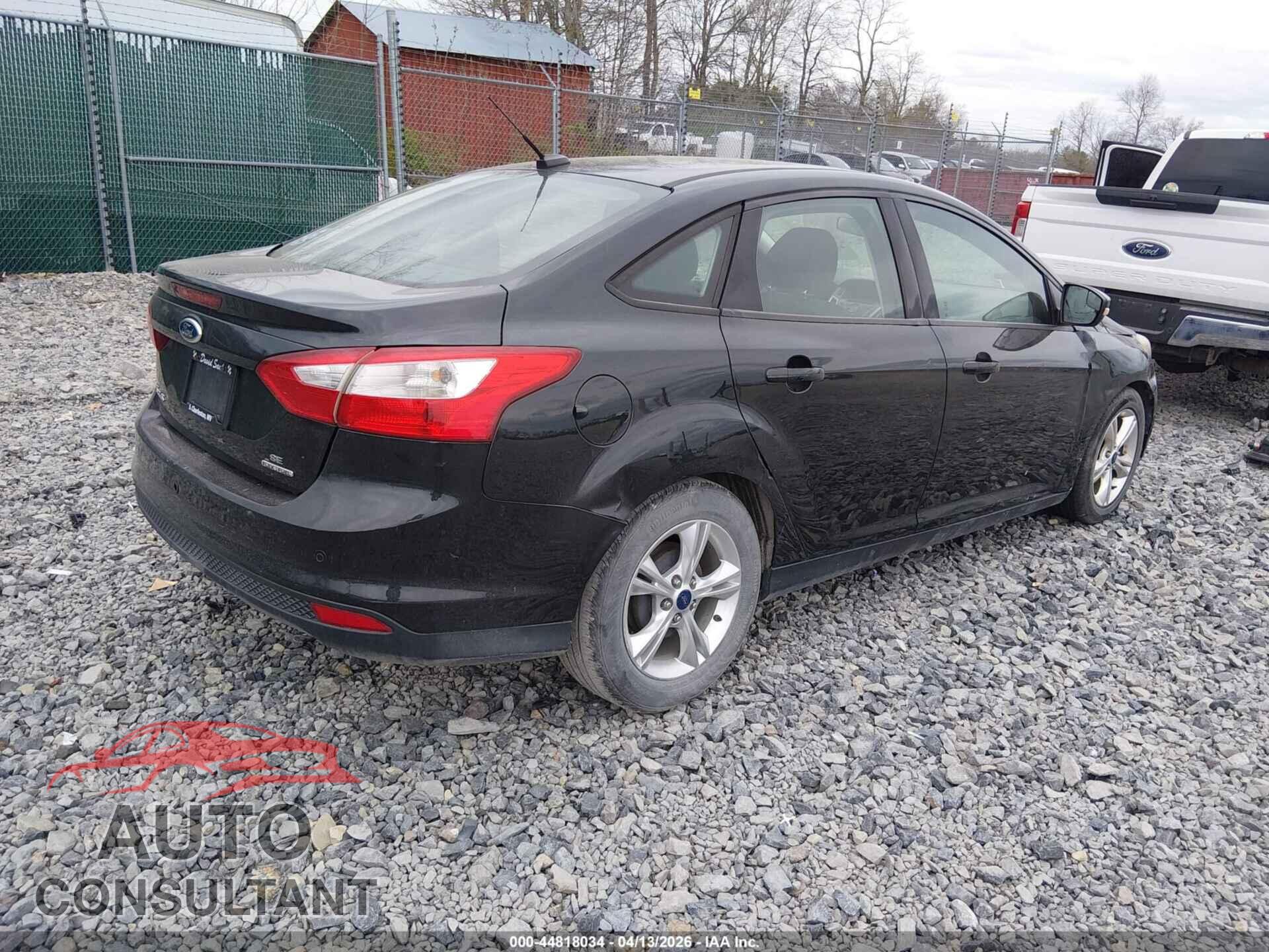 FORD FOCUS 2014 - 1FADP3F24EL244494