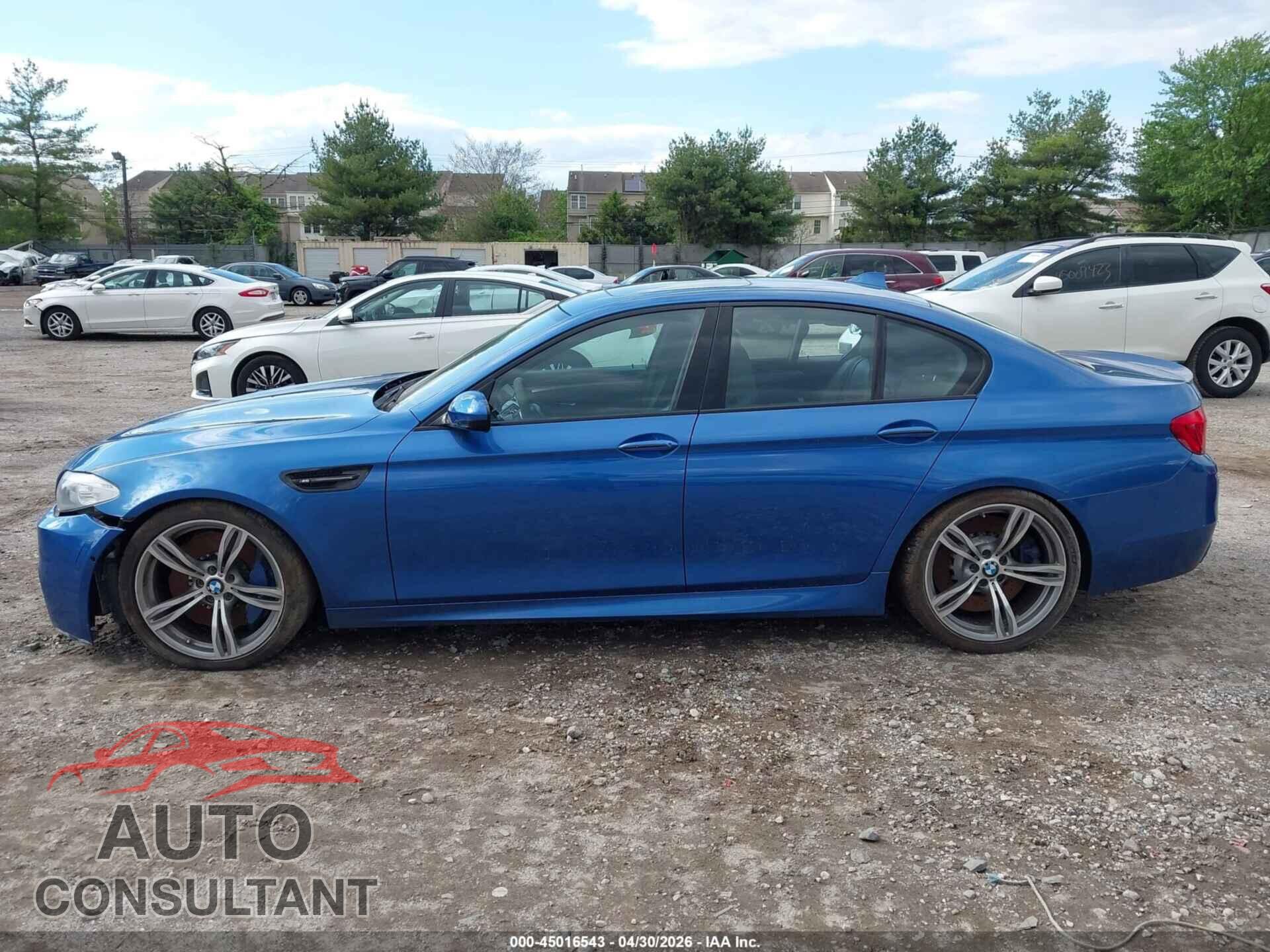 BMW M5 2013 - WBSFV9C52DD096485