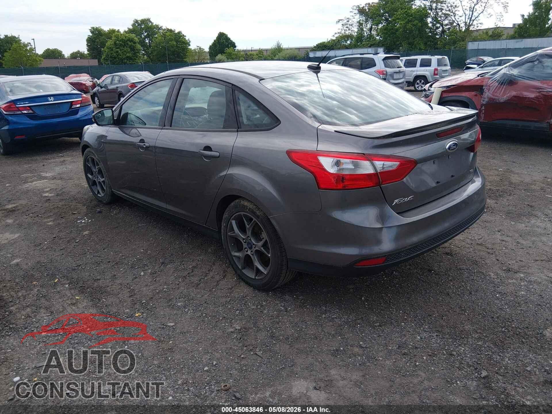 FORD FOCUS 2014 - 1FADP3F29EL240263