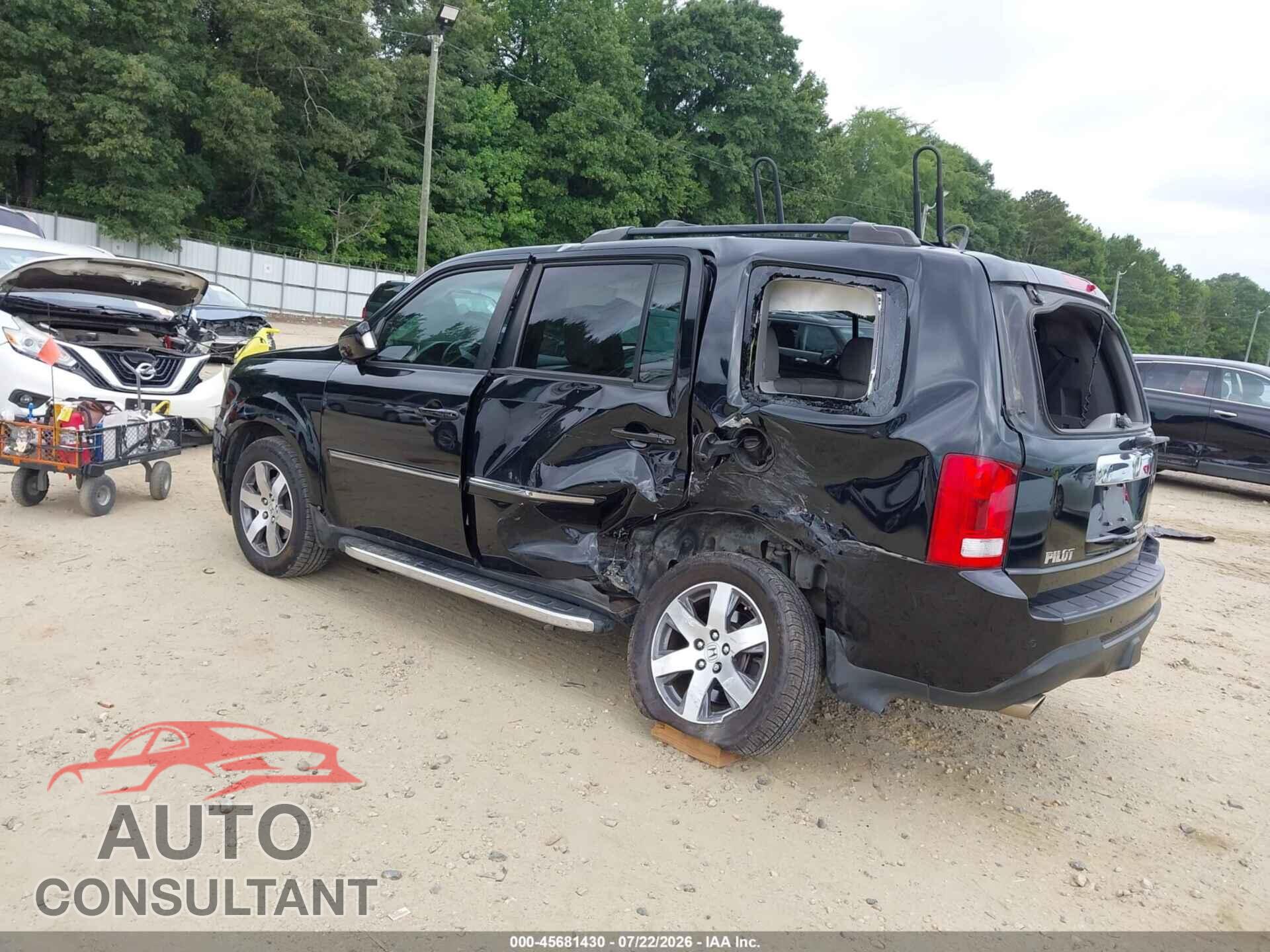 HONDA PILOT 2013 - 5FNYF3H94DB040577