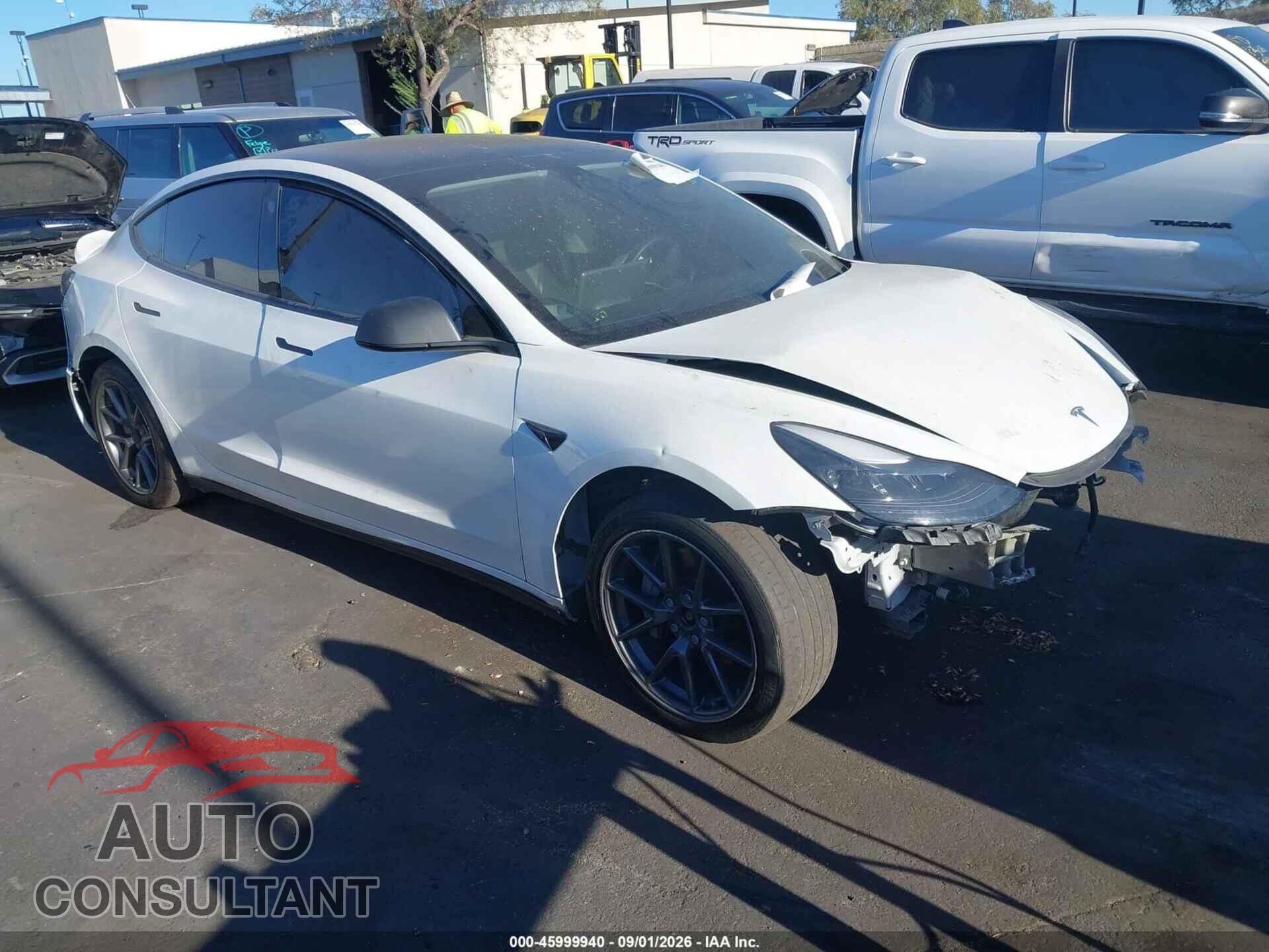 TESLA MODEL 3 2021 - 5YJ3E1EB4MF879010
