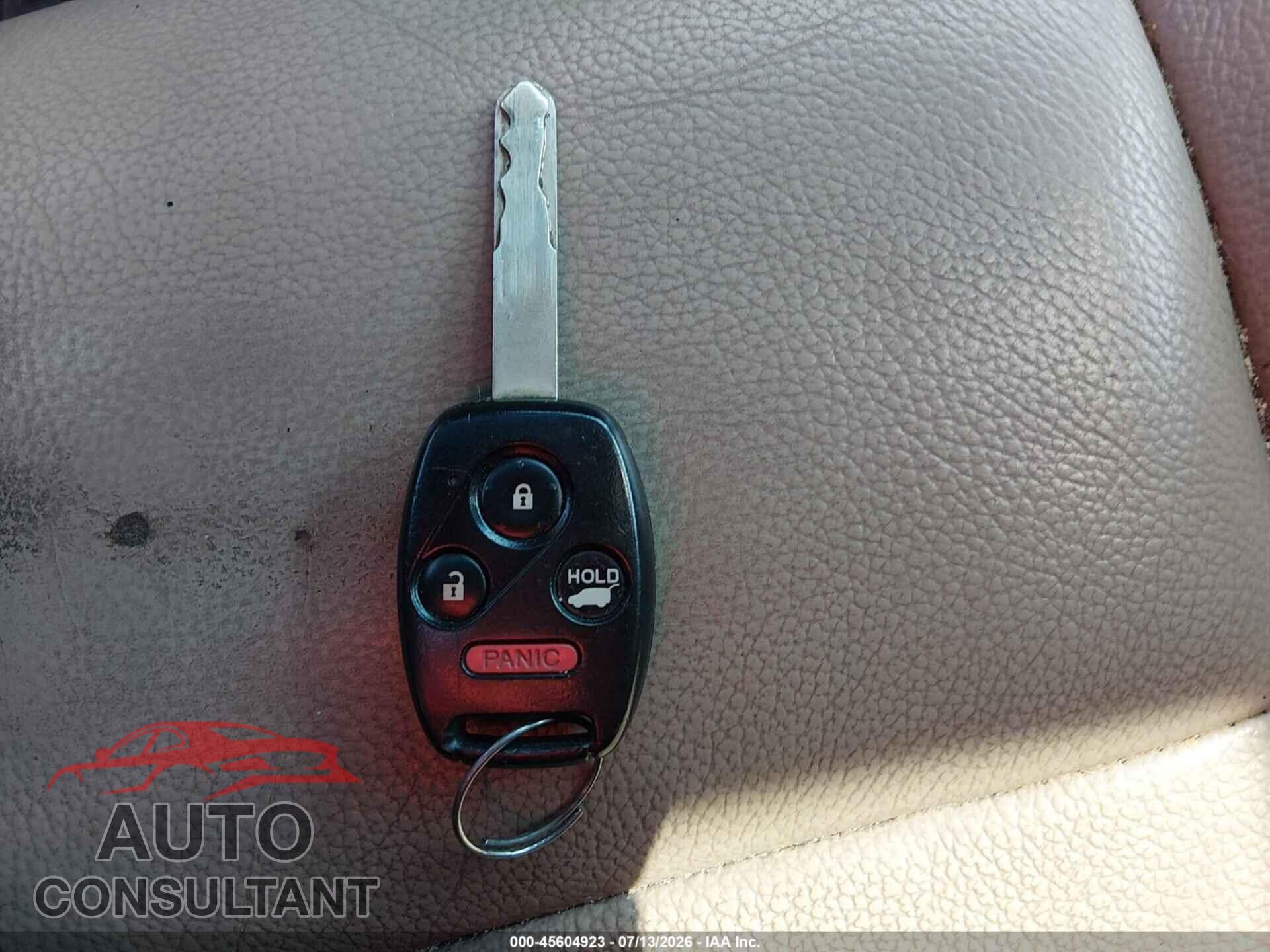 HONDA PILOT 2014 - 5FNYF3H51EB001640