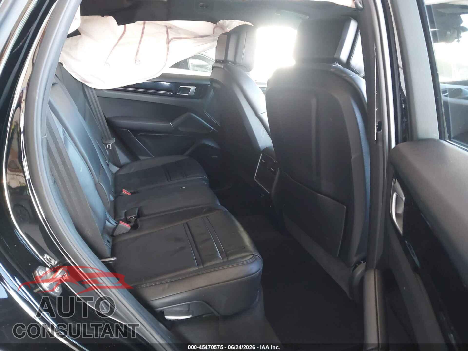 PORSCHE CAYENNE 2020 - WP1AA2AY5LDA00282