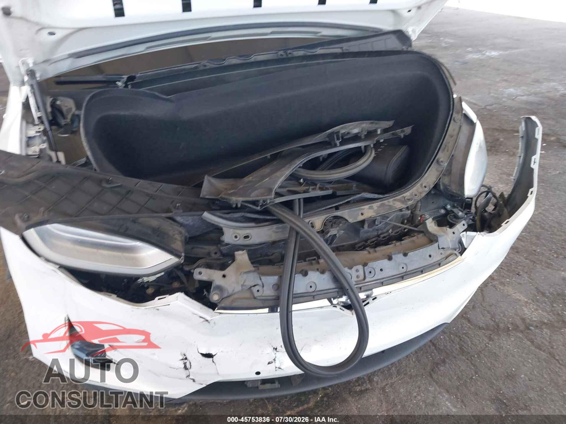 TESLA MODEL X 2018 - 5YJXCBE20JF090796