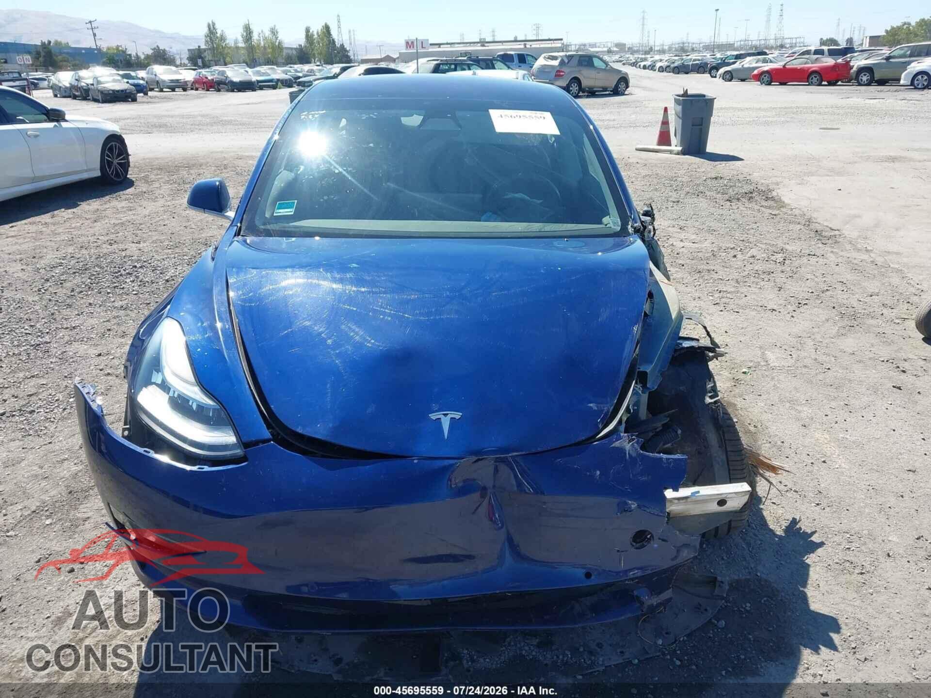 TESLA MODEL 3 2018 - 5YJ3E1EA4JF049159