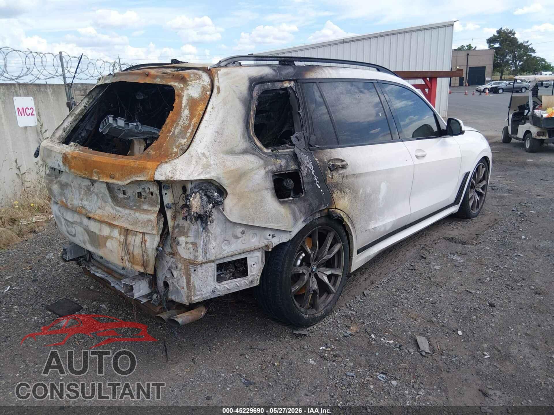 BMW X7 2021 - 5UXCX6C00M9E30976