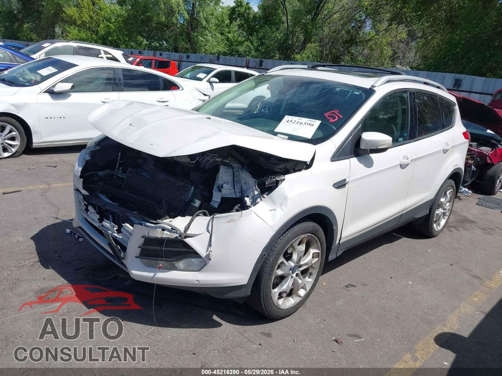 FORD ESCAPE 2015 - 1FMCU9J99FUB62290