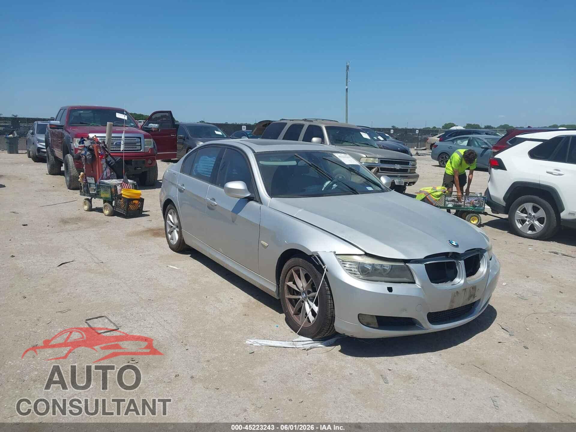 BMW 328I 2010 - WBAPH7G52ANM51515