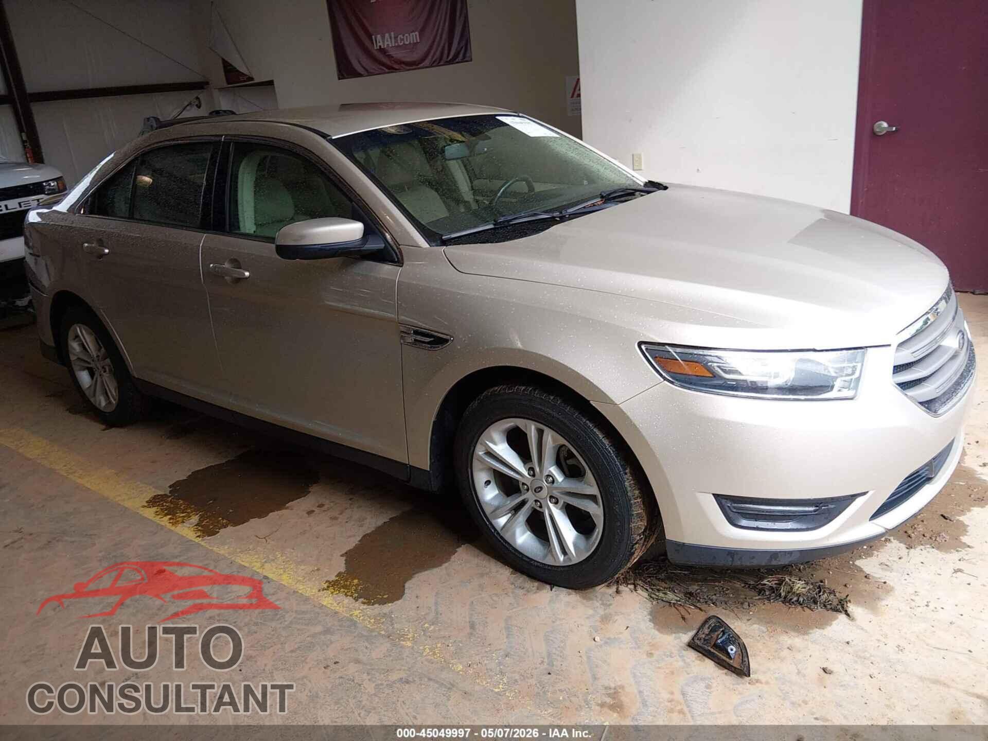 FORD TAURUS 2018 - 1FAHP2E84JG108726