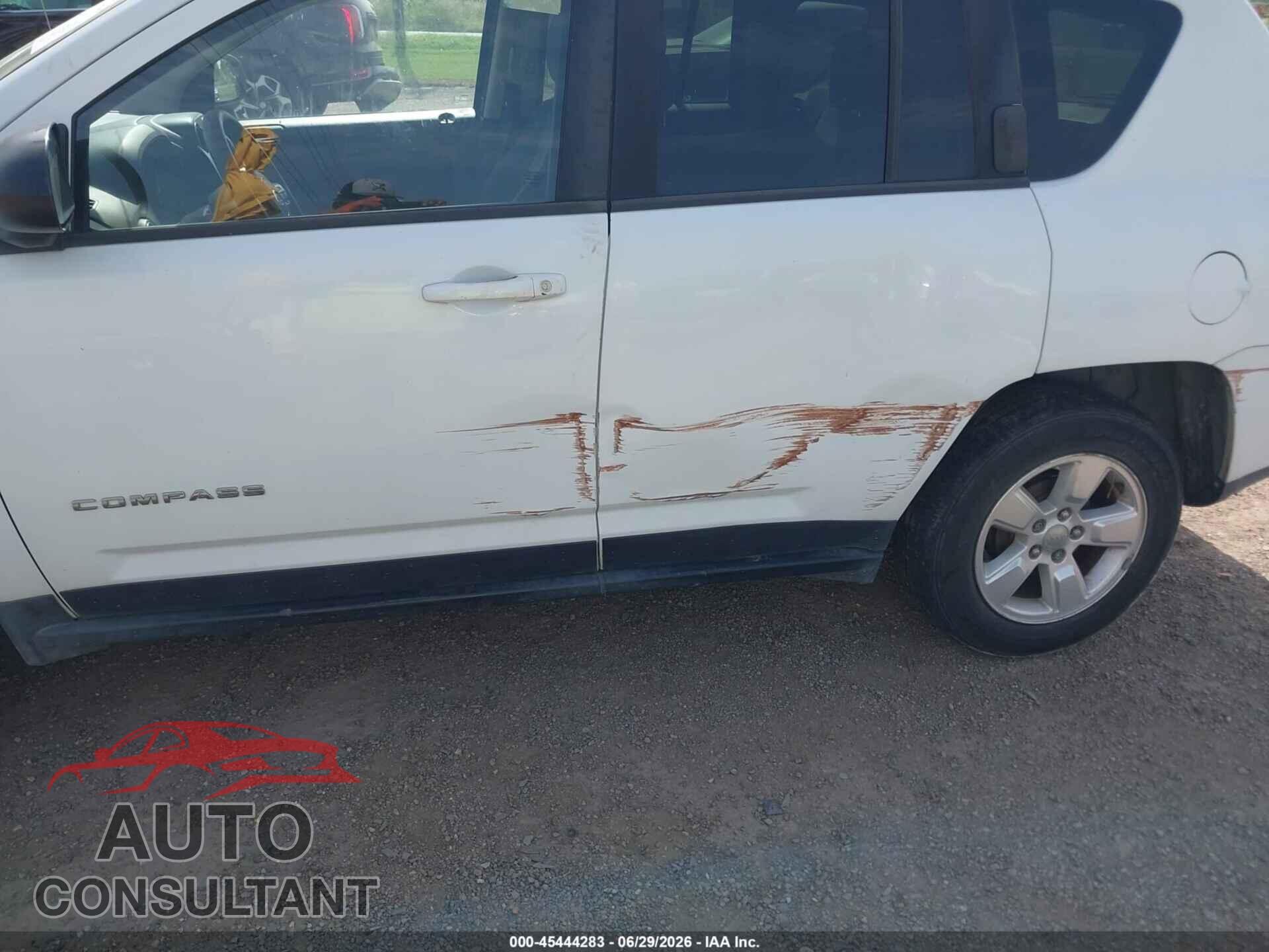 JEEP COMPASS 2015 - 1C4NJCBA3FD273218