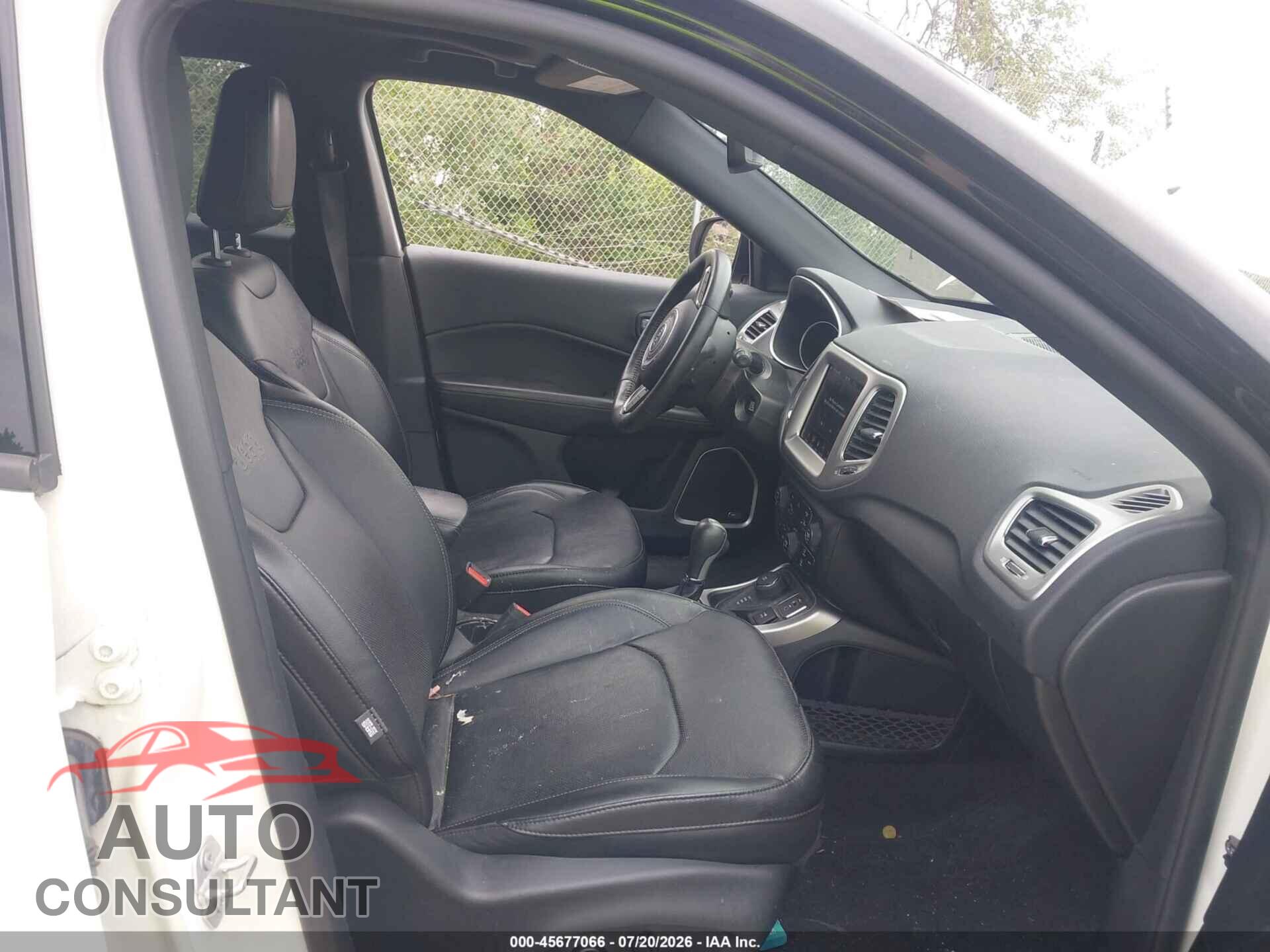 JEEP COMPASS 2020 - 3C4NJDCB9LT119261