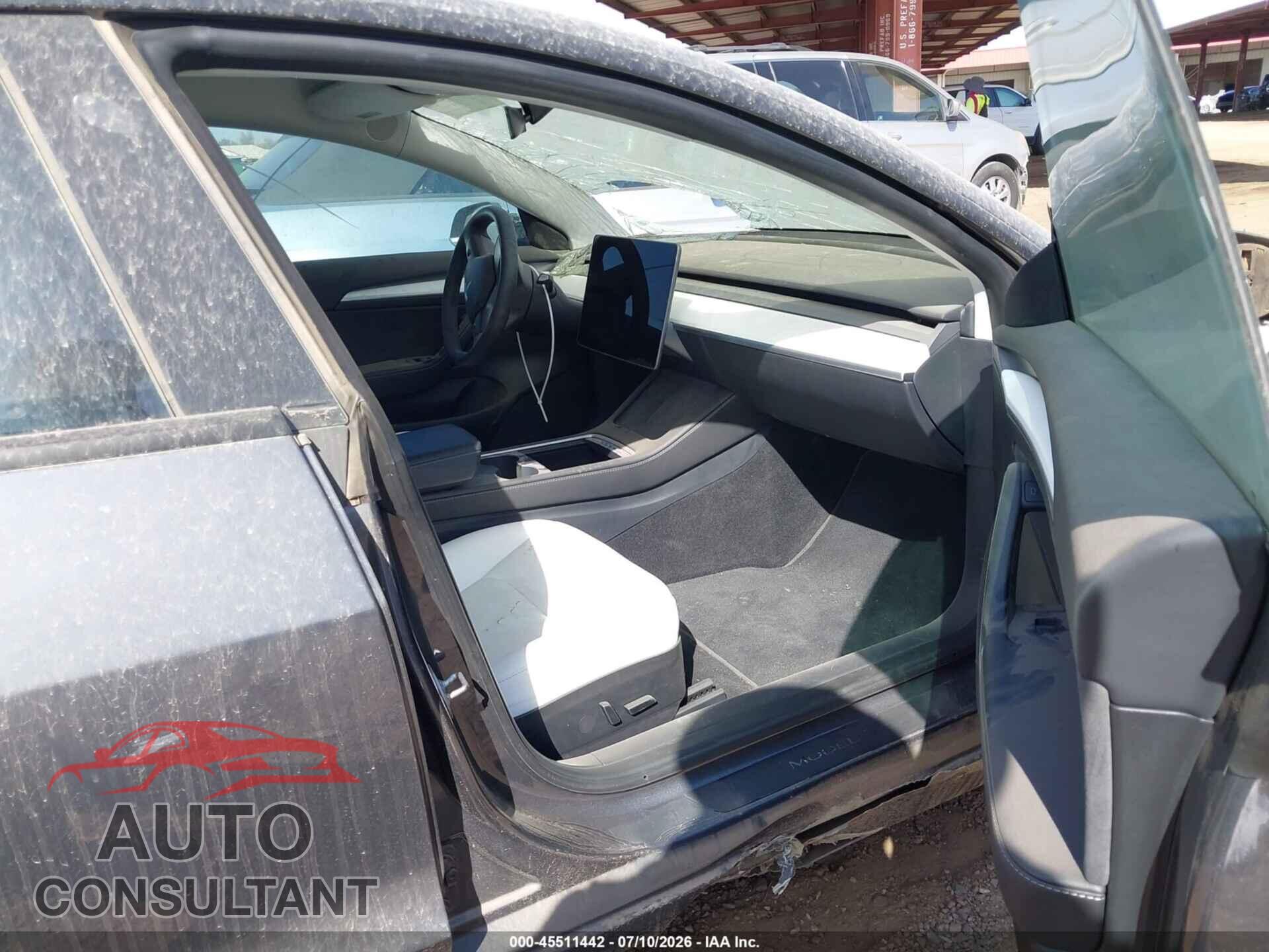 TESLA MODEL 3 2023 - 5YJ3E1EA7PF644449