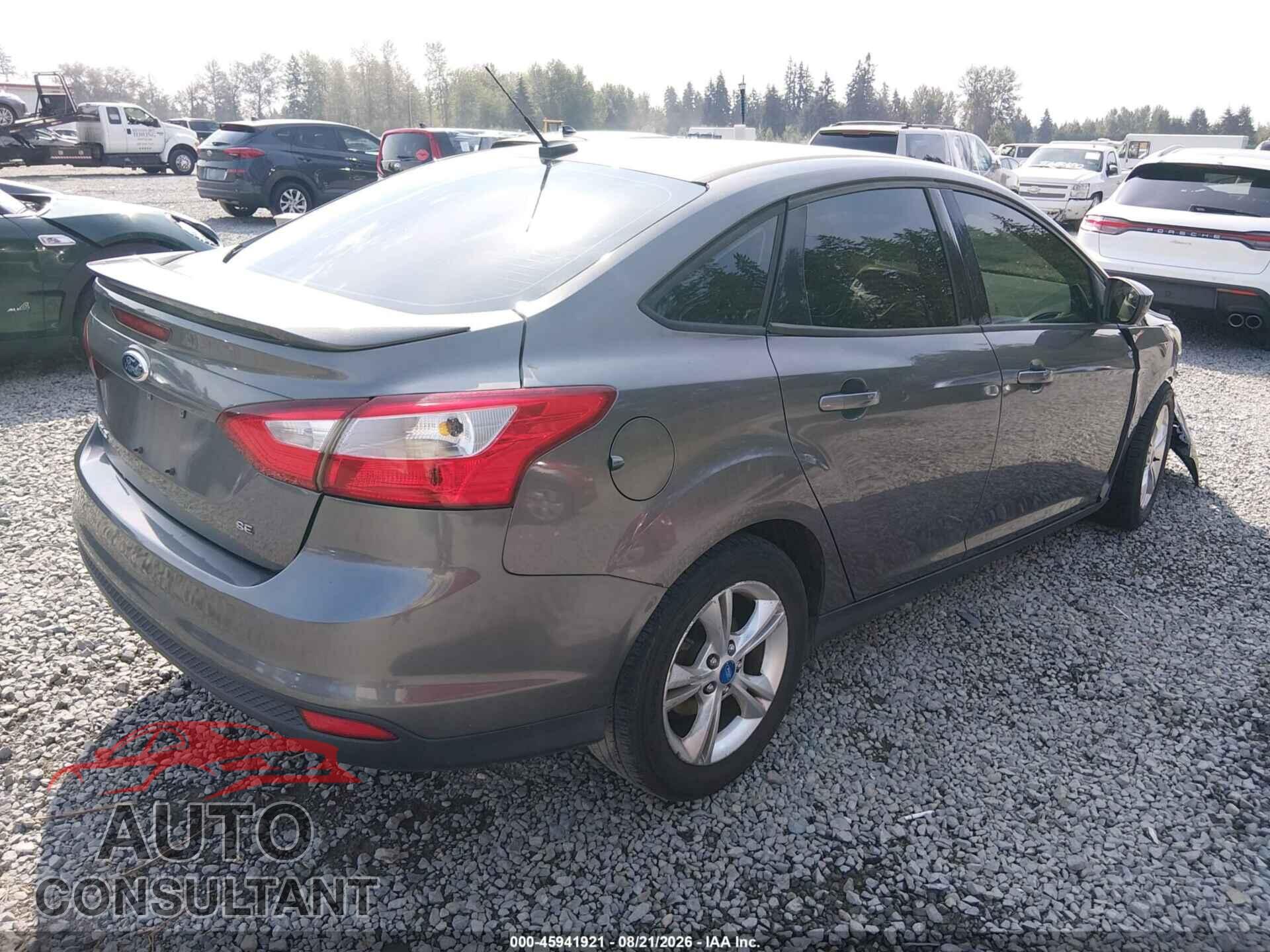 FORD FOCUS 2012 - 1FAHP3F21CL226355